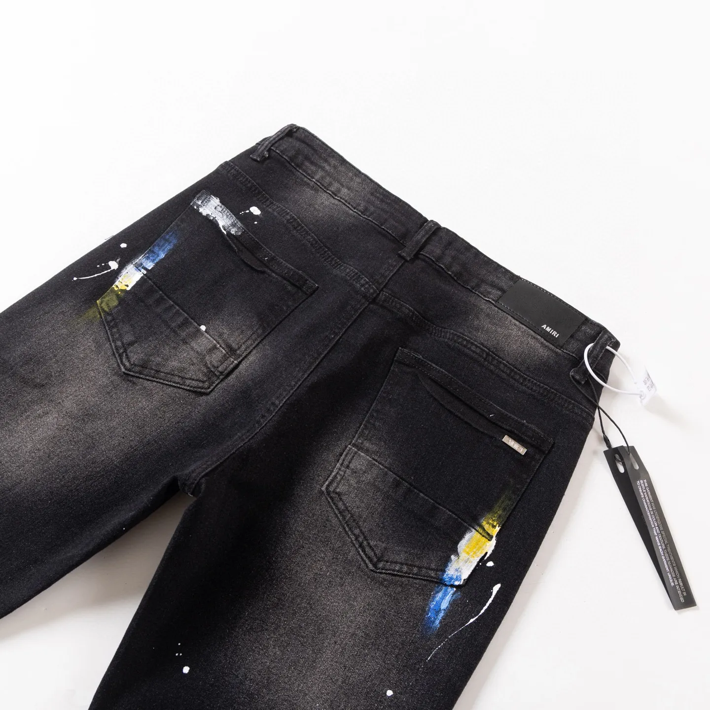 #M85 P168💰 AMIRI patch embroidery jeans trousers AMIRI high street basic ripped tight elastic jeans trousers amiri brand jeans break the production process and cutting of the original jeans, the fabrics are softer and more comfortable Hand-sewn collar label Customized logo buttons Genuine leather tag Color: Picture color Size: 30-32-34-36