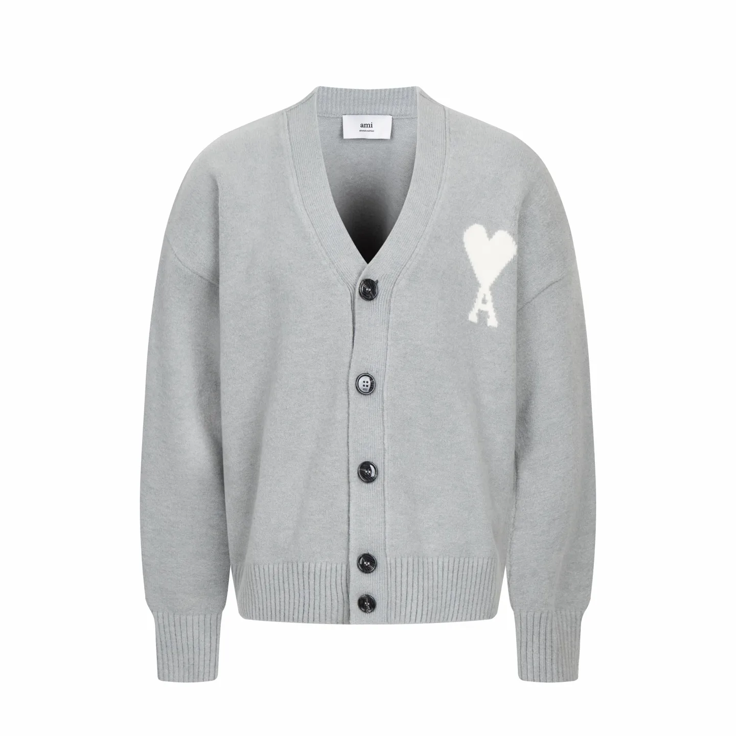 🅿️560 [Exclusive supply] Ami love jacquard knitted cardigan (grey) The original version was purchased for 2,693 and developed. The fabric is made of alpaca wool to maintain a stable pattern. The stitching is even and firm, and the details are meticulously handled, reflecting the brand's strict control over quality. The overall design is simple and elegant, suitable for various occasions. Whether it is business or leisure, it can show an elegant and decent style. The overall wiring is straight and delicate, the fabric is comfortable and soft, and the color is consistent without color difference. It can be matched with the same style to create a fashionable look, and can be used in various occasions. Customized accessories, complete with three standards, the same style for men and women. Size:S-M-L-XL