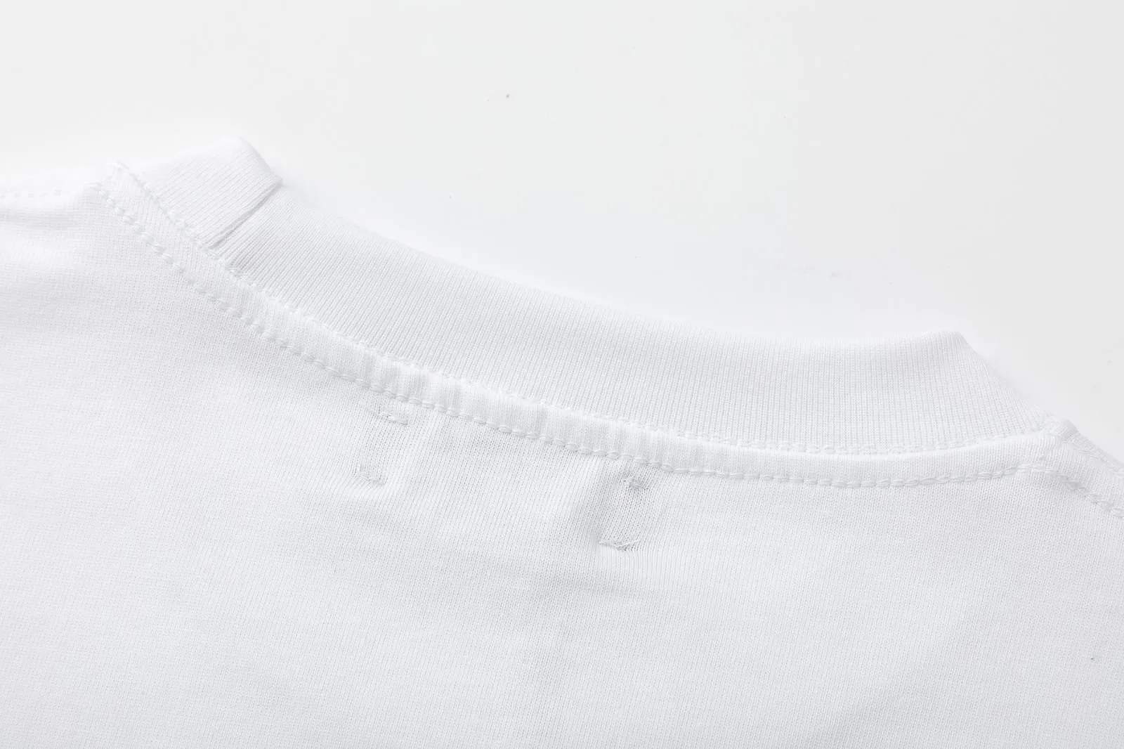 8036#P156, AMIRI heavy industry embroidered logo loose version short-sleeved T-shirt, made of 300 grams of fabric, color: black, white, size: S M L XL