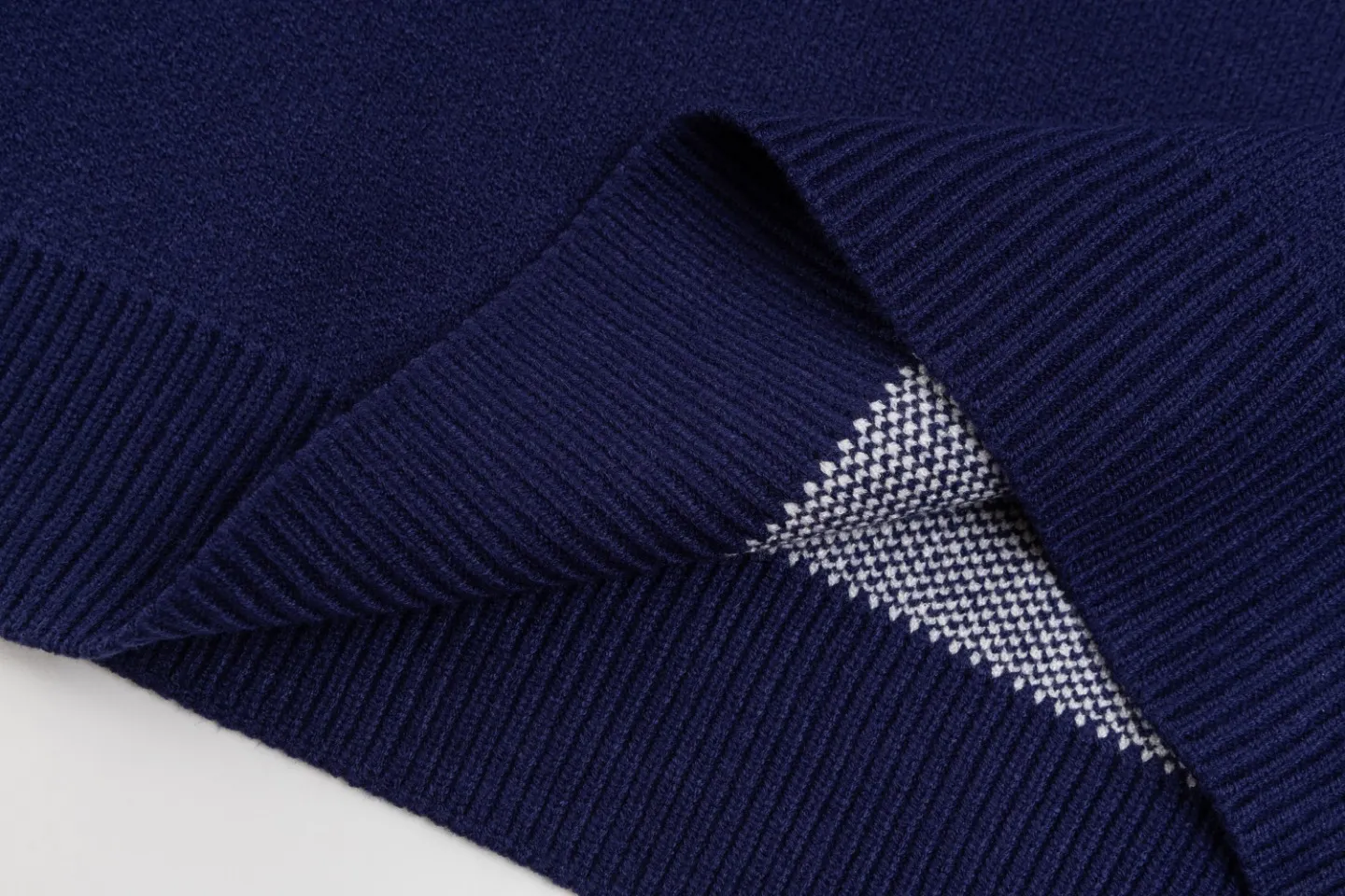 P290 Top version AMIRI/AMIRI classic letter jacquard Logo knitted casual crew neck sweater, same style for men and women, couple style - Color/Color: green dark blue black - Size/Size: S——XXL