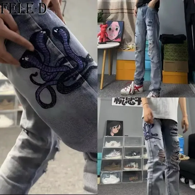 #M69 P168💰 AMIRI patch embroidery jeans trousers AMIRI high street basic ripped tight elastic jeans trousers amiri brand jeans break the production process and cutting of the original jeans, the fabrics are softer and more comfortable Hand-sewn collar label Customized logo buttons Genuine leather tag Color: Picture color Size: 30-32-34-36