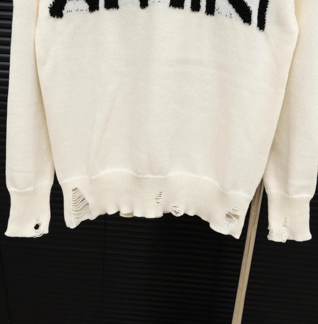 P310 Style: AMIRI distressed knitted hooded long-sleeved sweater Size: S-XXL Fabric: Wool blend Accessories: Full set of customized original accessories No gender distinction, same style for men and women