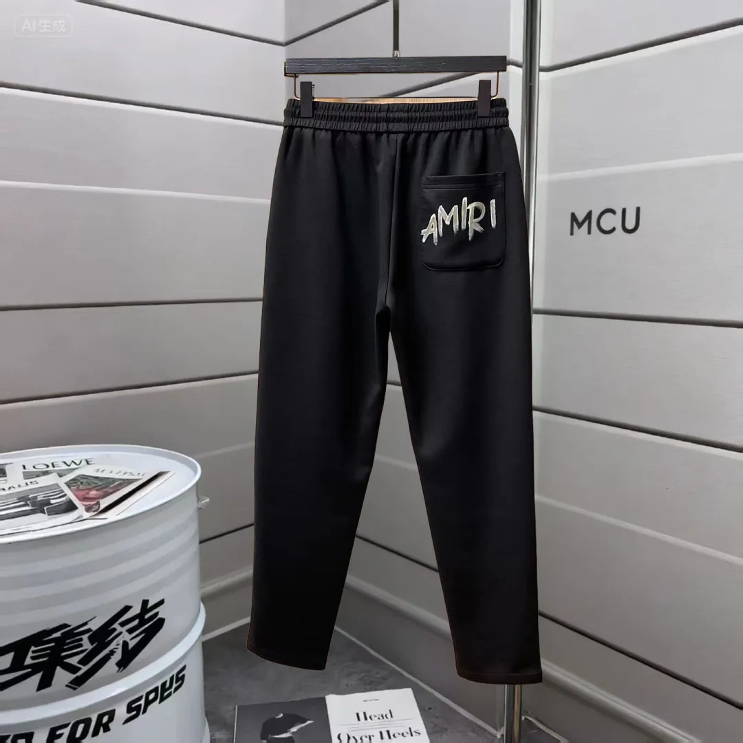 P280 Amiri 🆕2025 new autumn and winter casual pants! The official website will be released simultaneously. The brand's classic LOGO casual pants are made of customized fabrics, which are extremely comfortable and have a strong touch. Highly recognisable, perfect appearance and craftsmanship. Size: M-3XL