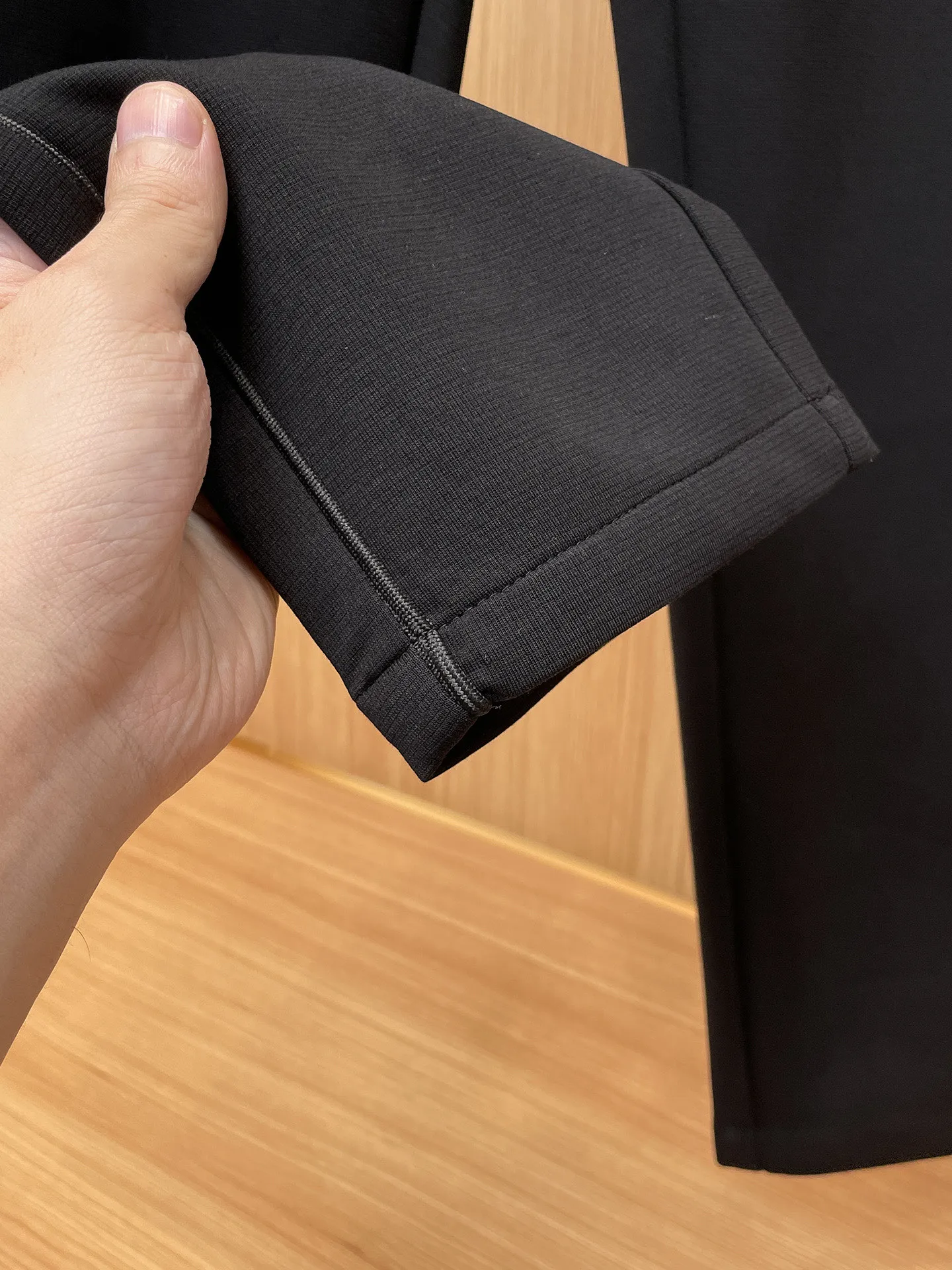 P280 Amiri 🆕2025 new autumn and winter casual pants! The official website will be released simultaneously. The brand's classic LOGO casual pants are made of customized fabrics, which are extremely comfortable and have a strong touch. Highly recognisable, perfect appearance and craftsmanship. Size: M-3XL