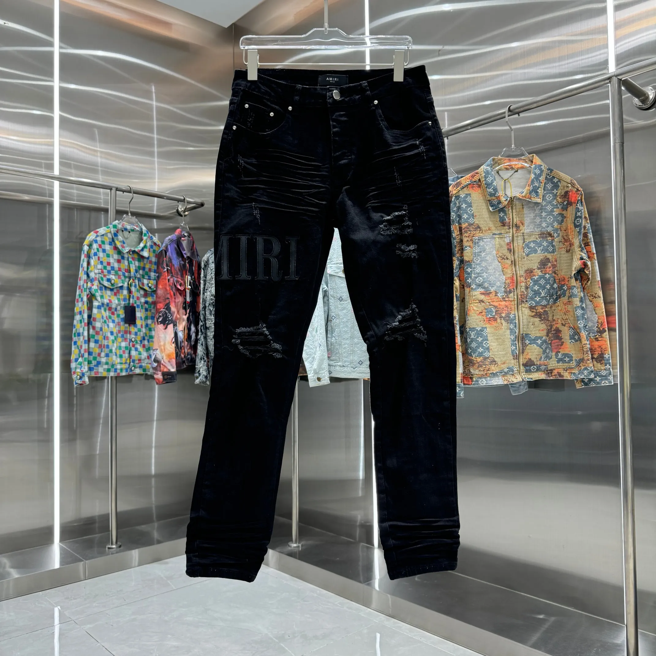 P280 Amiri ripped letter embroidery craft street fashion slim fit stretch jeans Color Black Size 30 32 34 36 38