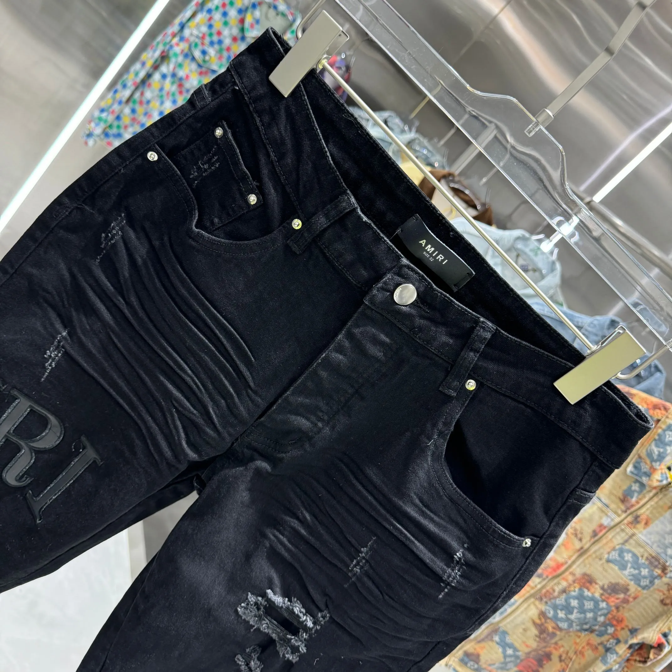 P280 Amiri ripped letter embroidery craft street fashion slim fit stretch jeans Color Black Size 30 32 34 36 38