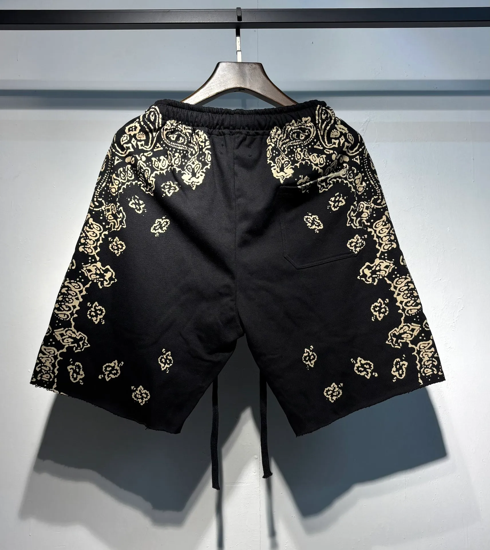 P166 Restocked High Quality 360g Terry Cotton Cashew Flower AMIRI Shorts S. M. L. Xl