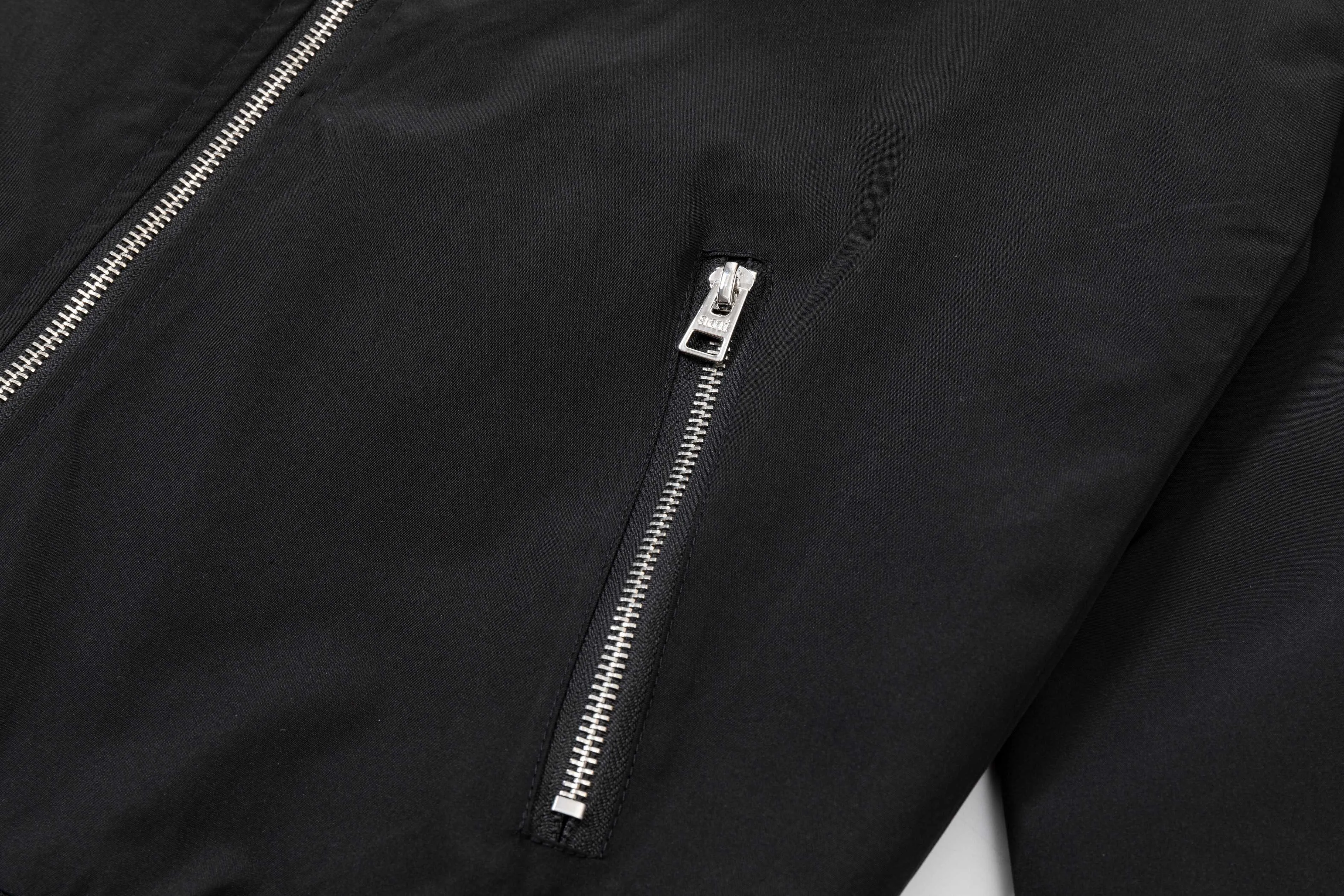 P320 2025 AMIRI... New style for autumn and winter. Hardware logo. High-quality jacket. Mainly recommended version. Customized fabrics. Higher grade. High-density memory brushed lining. More fashionable and comfortable. High-standard customization. The upper body is very stylish. Classic and versatile. It can be matched with any fashion. The version is super good. It is recommended!  Color: Aqua Blue Black Size: M-4XL
