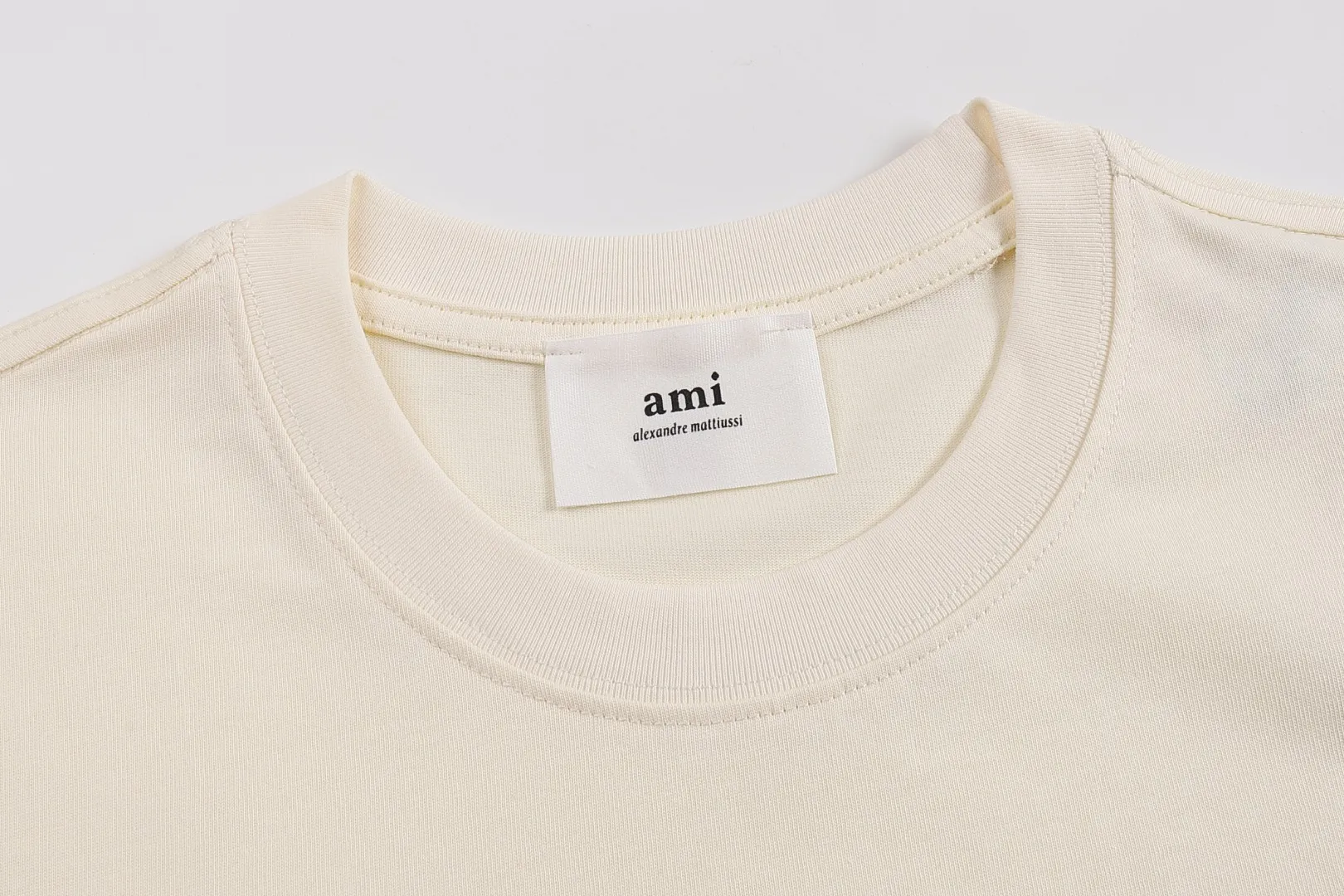 P114 Style No. 125 AMI&WDC [Cui Woo-sik co-branded model] AMI2025 spring and summer new style short-sleeved genuine original 1;1 mold color: apricot code number: S-XL