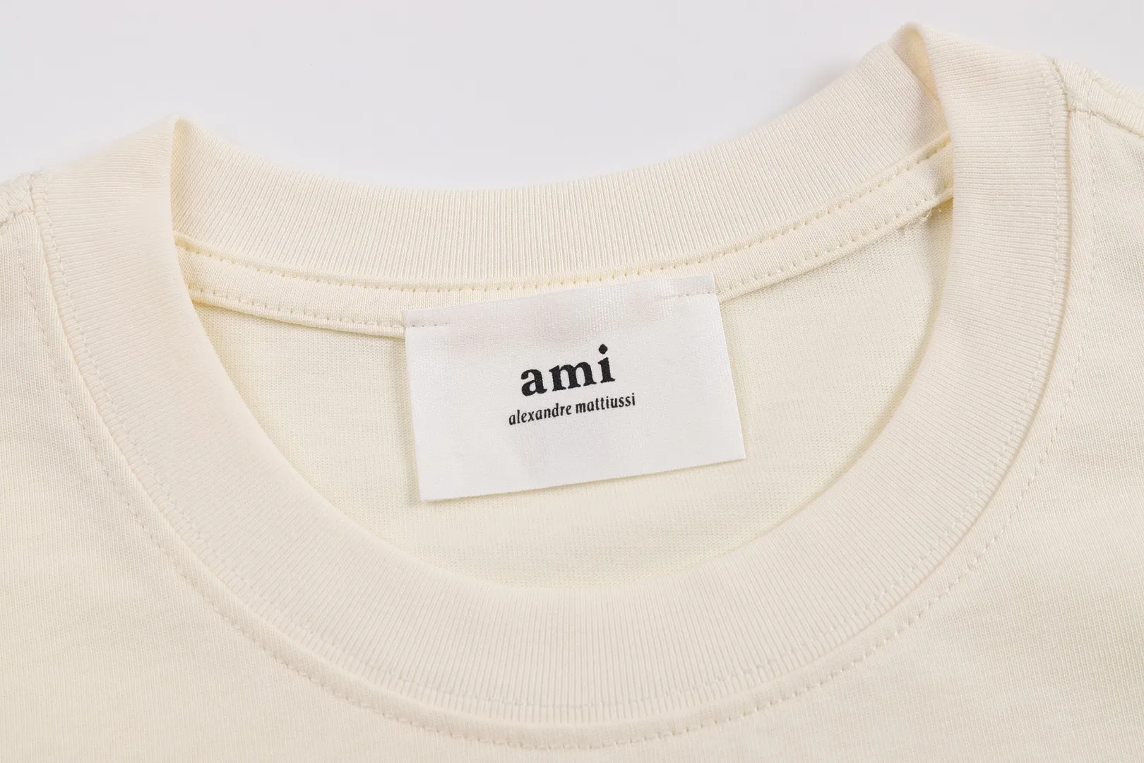 P114 Style No. 125 AMI&WDC [Cui Woo-sik co-branded model] AMI2025 spring and summer new style short-sleeved genuine original 1;1 mold color: apricot code number: S-XL