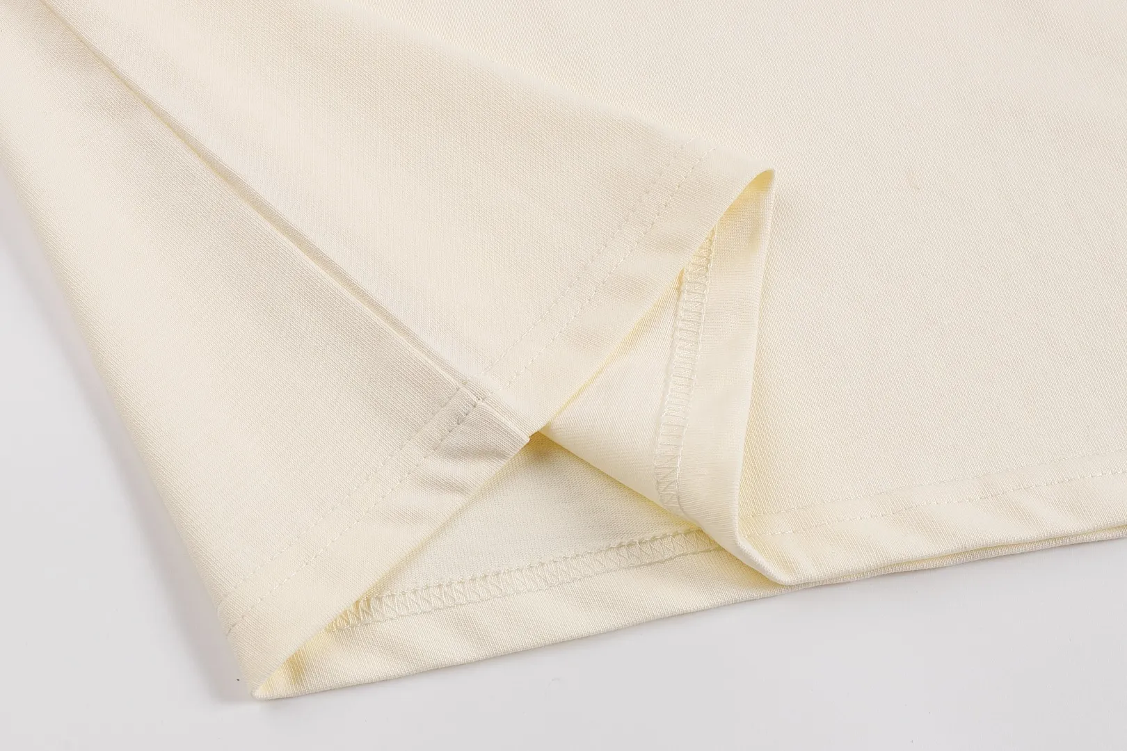 P114 Style No. 125 AMI&WDC [Cui Woo-sik co-branded model] AMI2025 spring and summer new style short-sleeved genuine original 1;1 mold color: apricot code number: S-XL