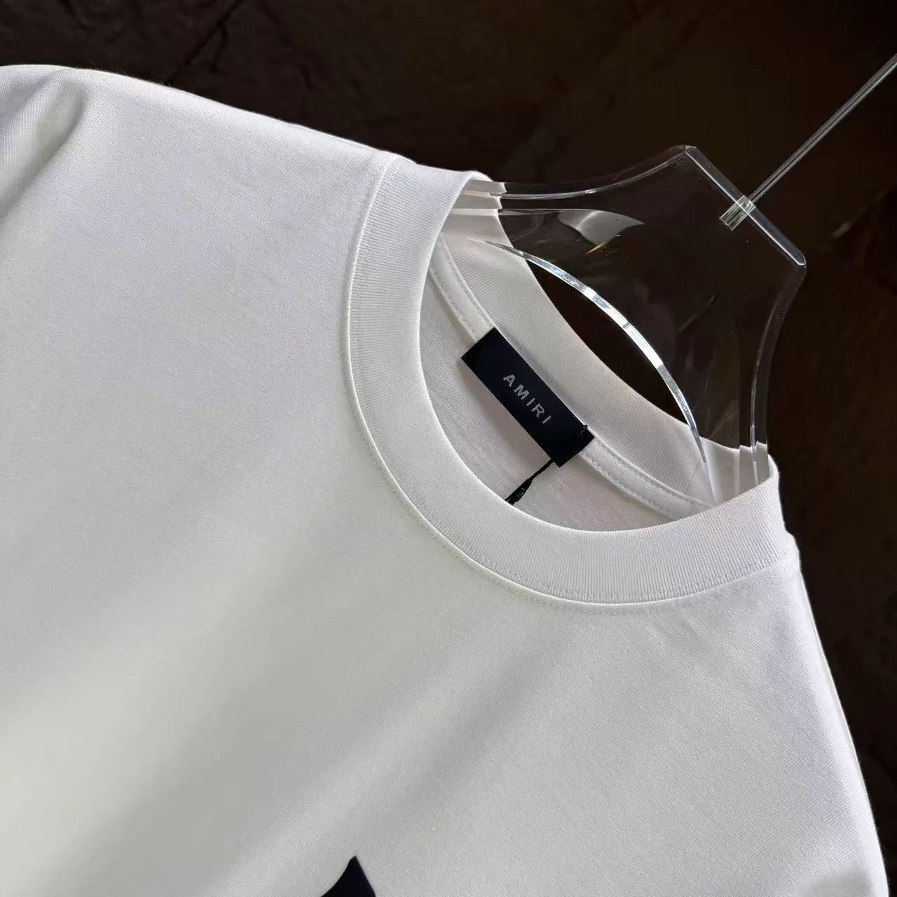 P150 AMIRI* 2025 autumn and winter new short-sleeved T-shirt Customized pure cotton letter logo three-dimensional foam Color: black white clever color dark red Size: S M L XL XXL