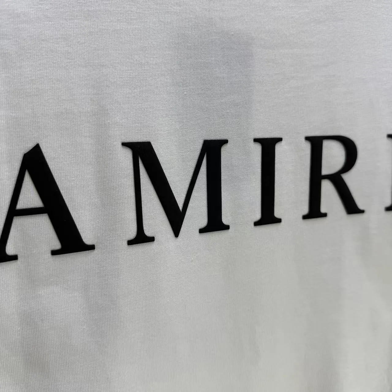 P150 AMIRI* 2025 autumn and winter new short-sleeved T-shirt Customized pure cotton letter logo three-dimensional foam Color: black white clever color dark red Size: S M L XL XXL