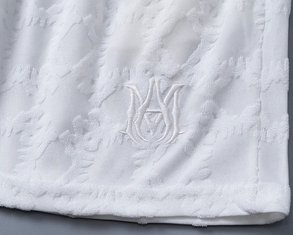 P140 Mili's 2026 spring and summer new men's casual shorts, terry jacquard fabric, stylish and handsome, comfortable fabric, rigorous workmanship, and neat wiring. Good upper body effect·size M-3XL white
