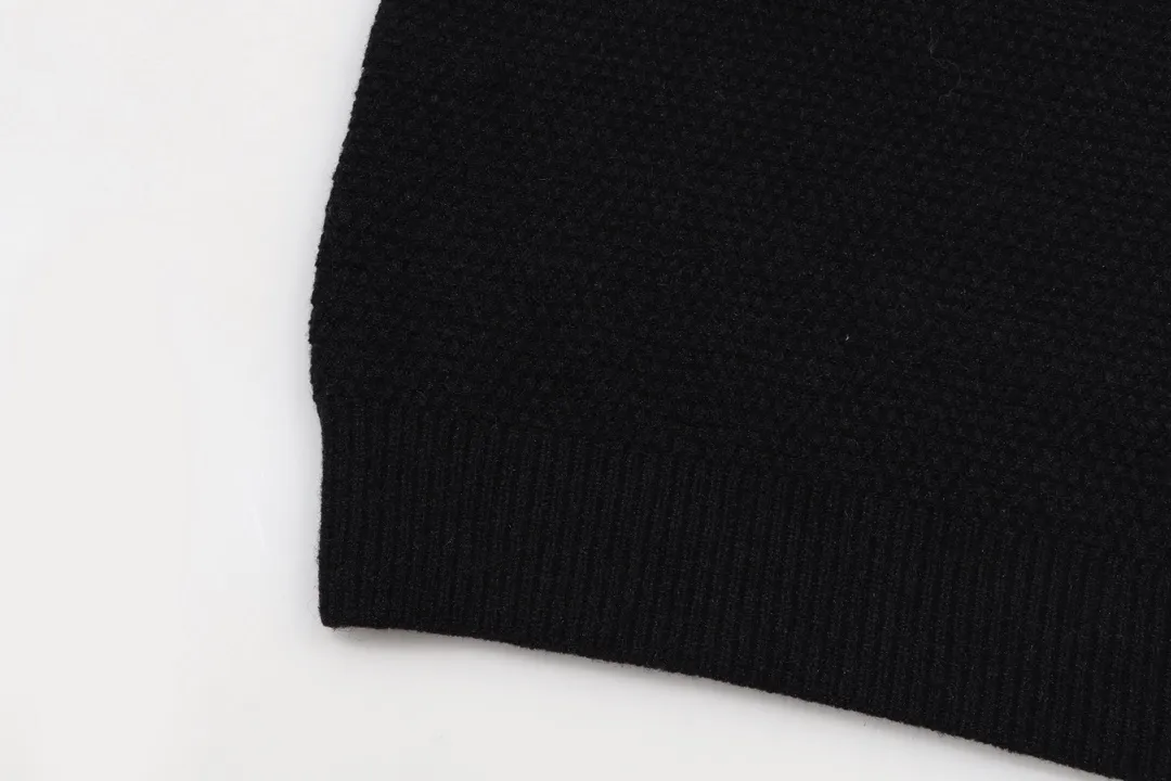 P280 AMIRI 2024 new sweater, logo embroidery on the chest 1:1 Color: Black Size: S M L XL XXL