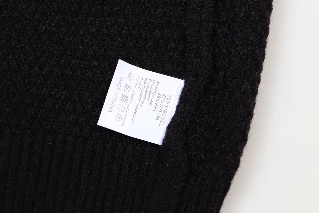 P280 AMIRI 2024 new sweater, logo embroidery on the chest 1:1 Color: Black Size: S M L XL XXL