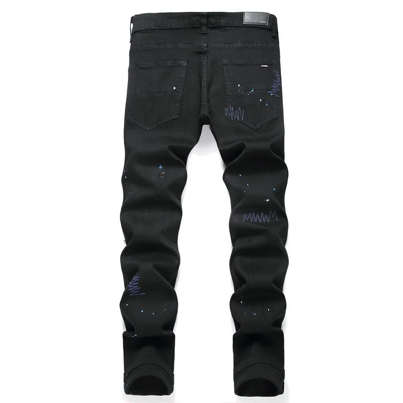 P190 amiri cross-hole patched jeans trousers amiri ripped tight stretch jeans trousers amiri hot diamonds amiri is transliterated as Emil, which is the name of the founder. mikeamiri, the founder of amiri, grew up in Los Angeles, USA. He was influenced by the local street culture RO since he was a child, so he founded the amiri brand named after himself. A variety of trendy clothing meets the needs of different fashion players. Amiri clothing has novel and unique styles and is a well-known street brand in the United States. The styles and styles of many clothes are loved by many street photographers. The various clothing styles meet the dressing needs of different people, show their unique temperament, and show the trend of dressing. amiri's jeans are relatively famous. Not only do they have many styles, but the quality of the jeans is also very good. Many celebrities have also worn amiri brand jeans. Size: M-XXL