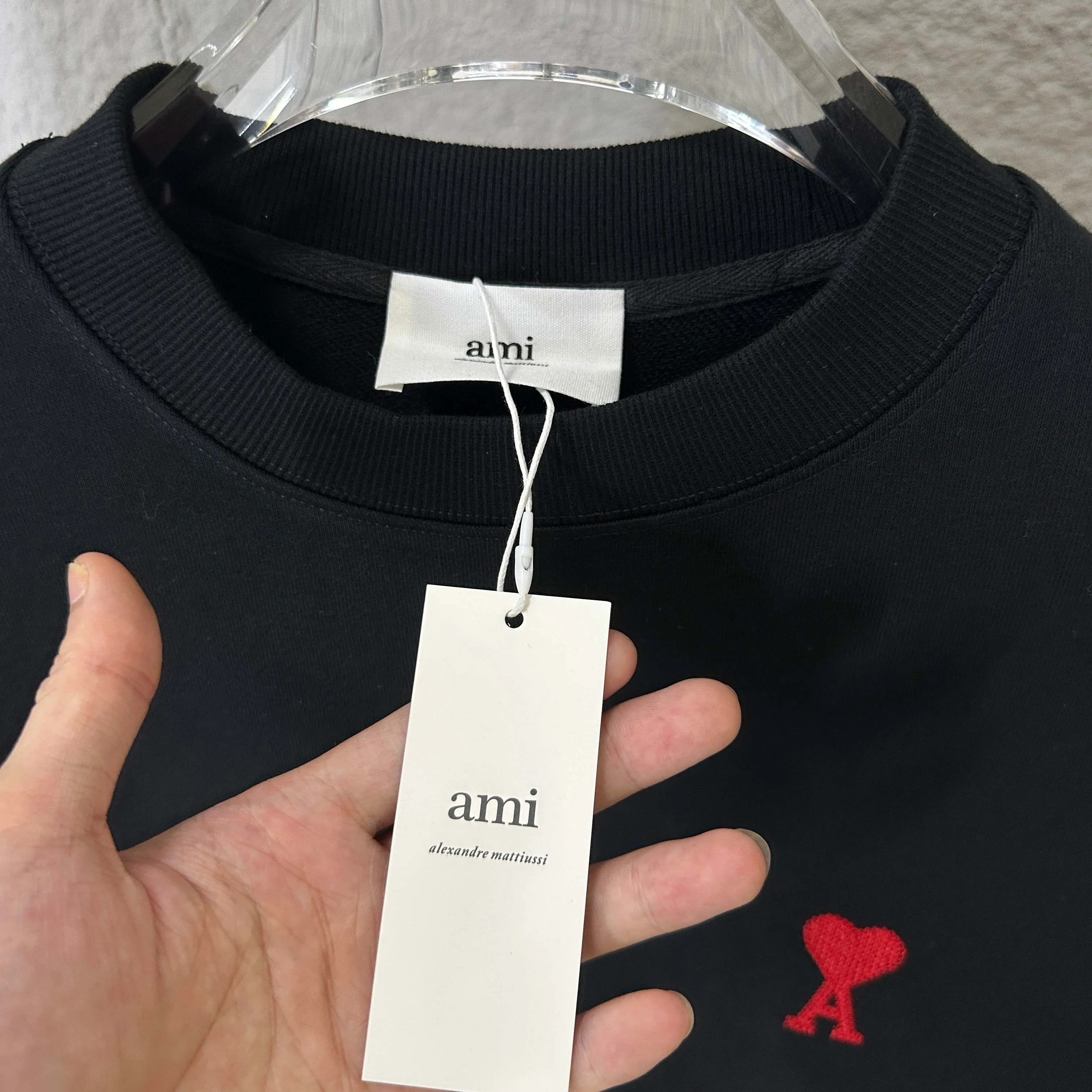 🅿️250 Ami love 2025 early autumn and winter new style Classic simple embroidery three-dimensional small love letter personalized logo Customized terry fabric Long-sleeved T-shirt Uniform for men and women Color: black white Size: S (90-130 pounds) M (120-150 pounds) L (140-165 pounds) XL (160-180 pounds) XXL (180-210 pounds)