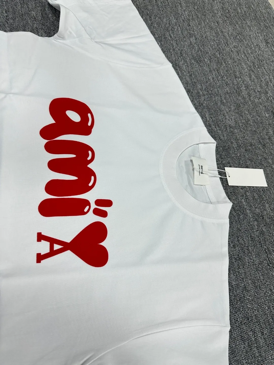 🅿️180 Ami Love 2025 Spring and Summer Style Classic and simple red flocking three-dimensional love letter personalized logo Customized double yarn plain cotton fabric Short-sleeved T-shirt Unisex Color: Black White Size: S (90-130 catties) M (120-150 catties) L (140-165 catties) XL (160-180 catties) XXL (180-210 pounds)