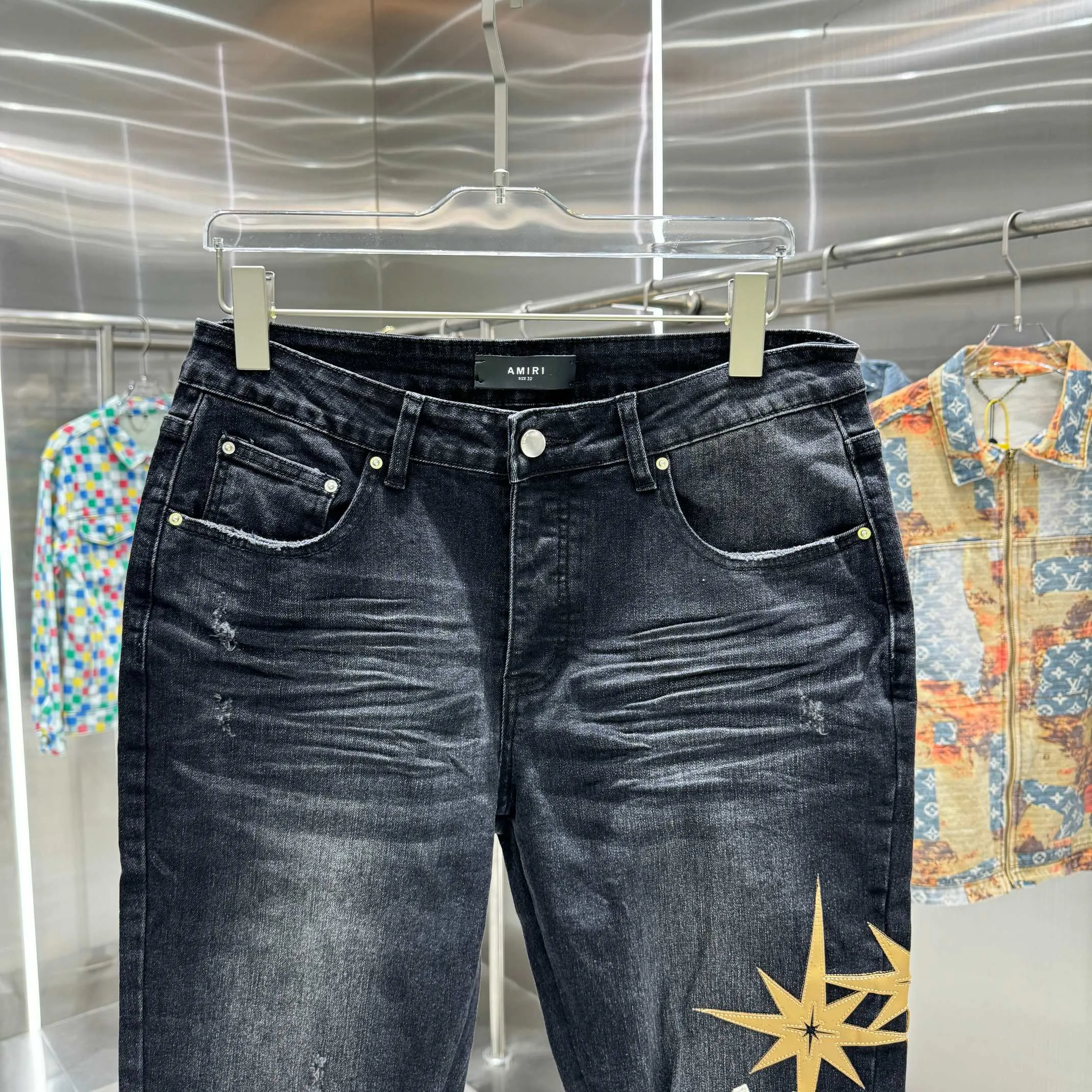P280 Amiri ripped letter embroidery craft street fashion slim fit stretch jeans Color Black Size 30 32 34 36 38