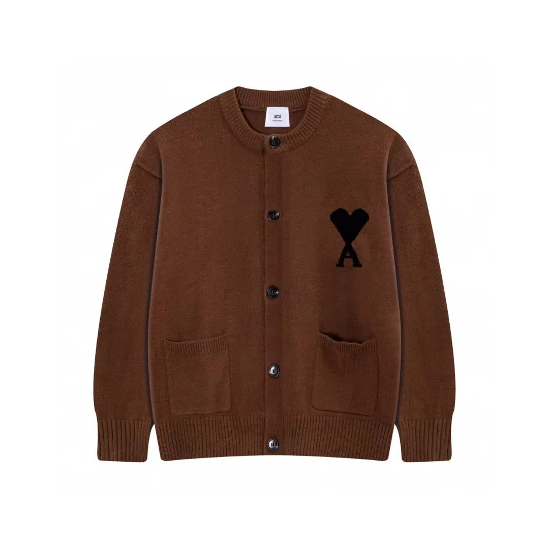 A8196# AMI Paris 2025 autumn and winter new product ADC Merino love alpaca blended soft and waxy knitted cardigan round neck cloud sweater pocket jacket Oversize version for men and women Color: White Apricot Tianlan Light Pink Light Gray Dark Gray Brown Size: S-XL