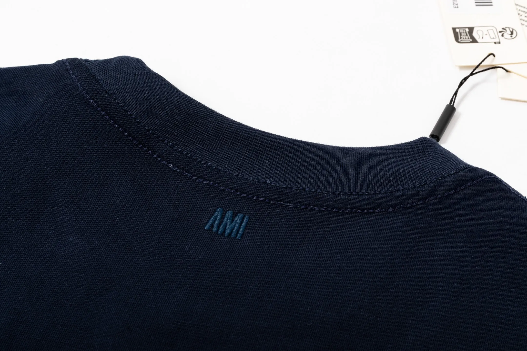 1229# AMI PARIS 25SS early spring new product crochet letter knitting micro label short-sleeved T-shirt customized 230g double yarn pure cotton fabric matching 280G rib YP replica new main wheat washable wheat QR code can be scanned same style for men and women Color: Baolan apricot Code number: S-XL