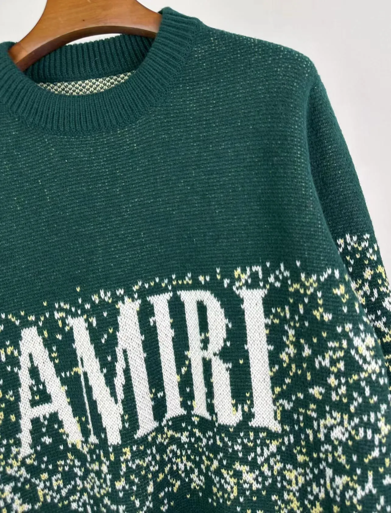 P250 🎉AMIRI new autumn and winter sweater classic logo jacquard on the front Color: Black Sky Blue Grass Green Size: S M L XL XXL
