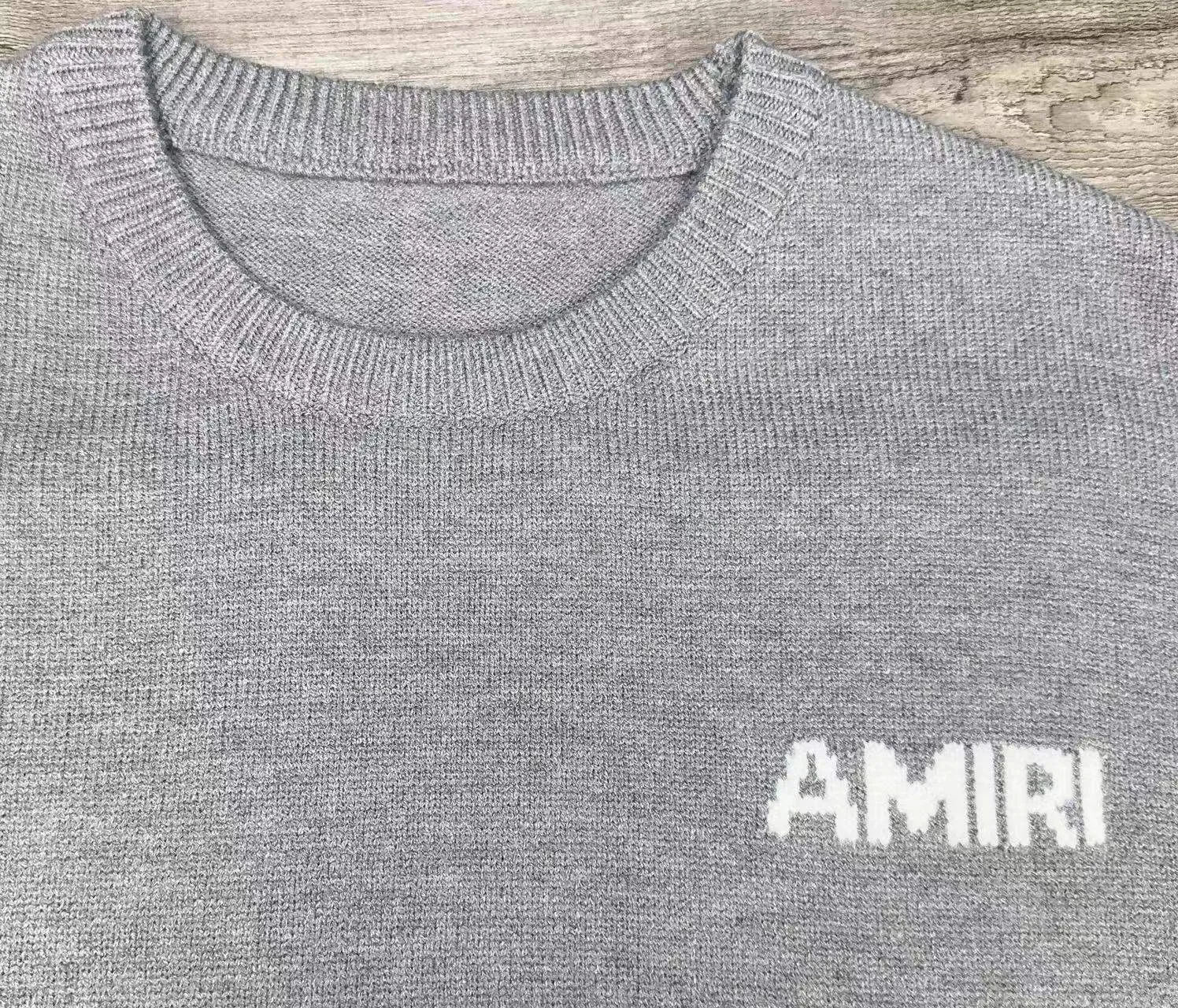 P190 🎉AMIRI new short-sleeved sweater, letter jacquard on the chest, exclusive large logo jacquard on the back, color: gray black number: S M L XL XXL