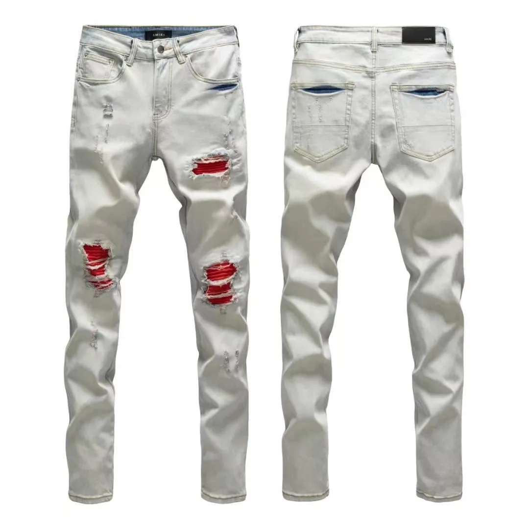 #N15 P246💰 (Top version) AMIRI hot high street jeans slim fit stretch washed knife cut trousers for men AMIRI amiri is transliterated as Emil, which is the name of the founder. Mike Amiri, the founder of amiri, grew up in Los Angeles, USA. He was influenced by local street culture and Punk Rock since he was a child, so he founded the amiri brand named after himself. A variety of trendy clothing meets the needs of different trendy players. Amiri clothing has novel and unique styles and is a well-known street brand in the United States. The styles and styles of many clothes are loved by many street photographers. The various clothing styles meet the dressing needs of different people, show their unique temperament, and show the trend of dressing. amiri's jeans are relatively famous. Not only do they have many styles, but the quality of the jeans is also very good. Many celebrities have also worn amiri brand jeans. Color: Picture color Size: 28, 30, 32, 34, 36 28 30 32 34 36 Waist 71 76 81 86 91 Qianlang 26.5 27.5 28.5 29.5 30.5 Hou Lang 37 38 39 40 41 Foot 14 14.8 15.6 16.4 17.2 Foreign Minister 100 102 104 106 107