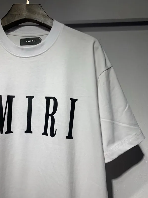 Model 661 P114 AMIRI real shot white hanging shot S. M. L. XL
