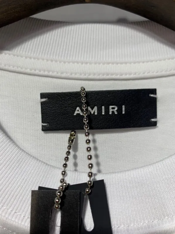 Model 661 P114 AMIRI real shot white hanging shot S. M. L. XL