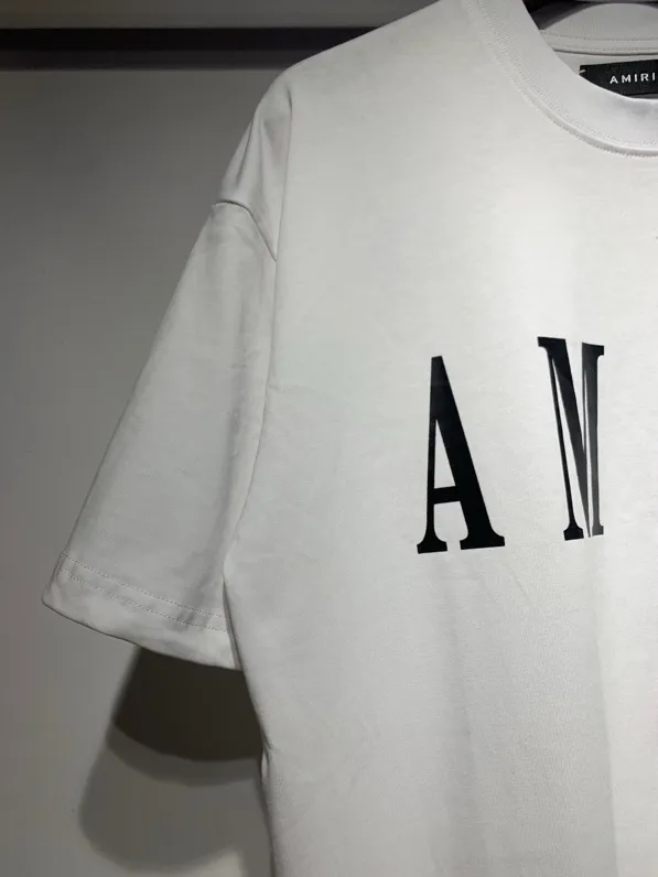 Model 661 P114 AMIRI real shot white hanging shot S. M. L. XL