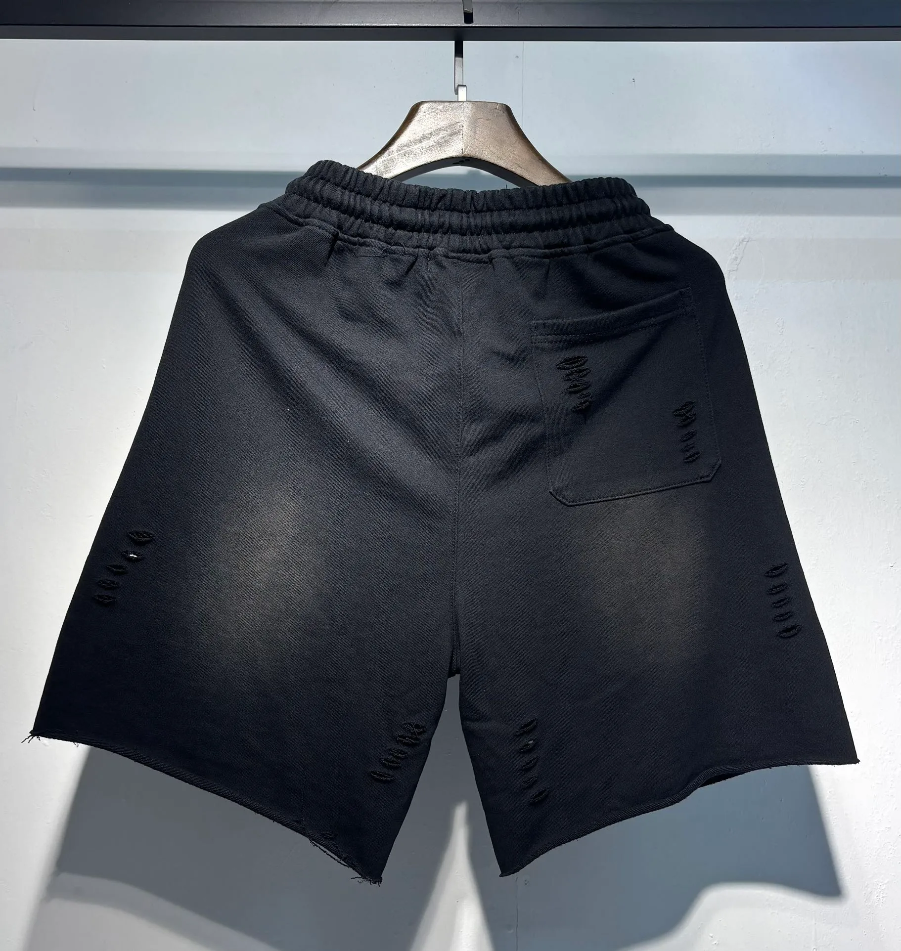 P166 Washed Terry AMIRI Shorts S. M. L. Xl