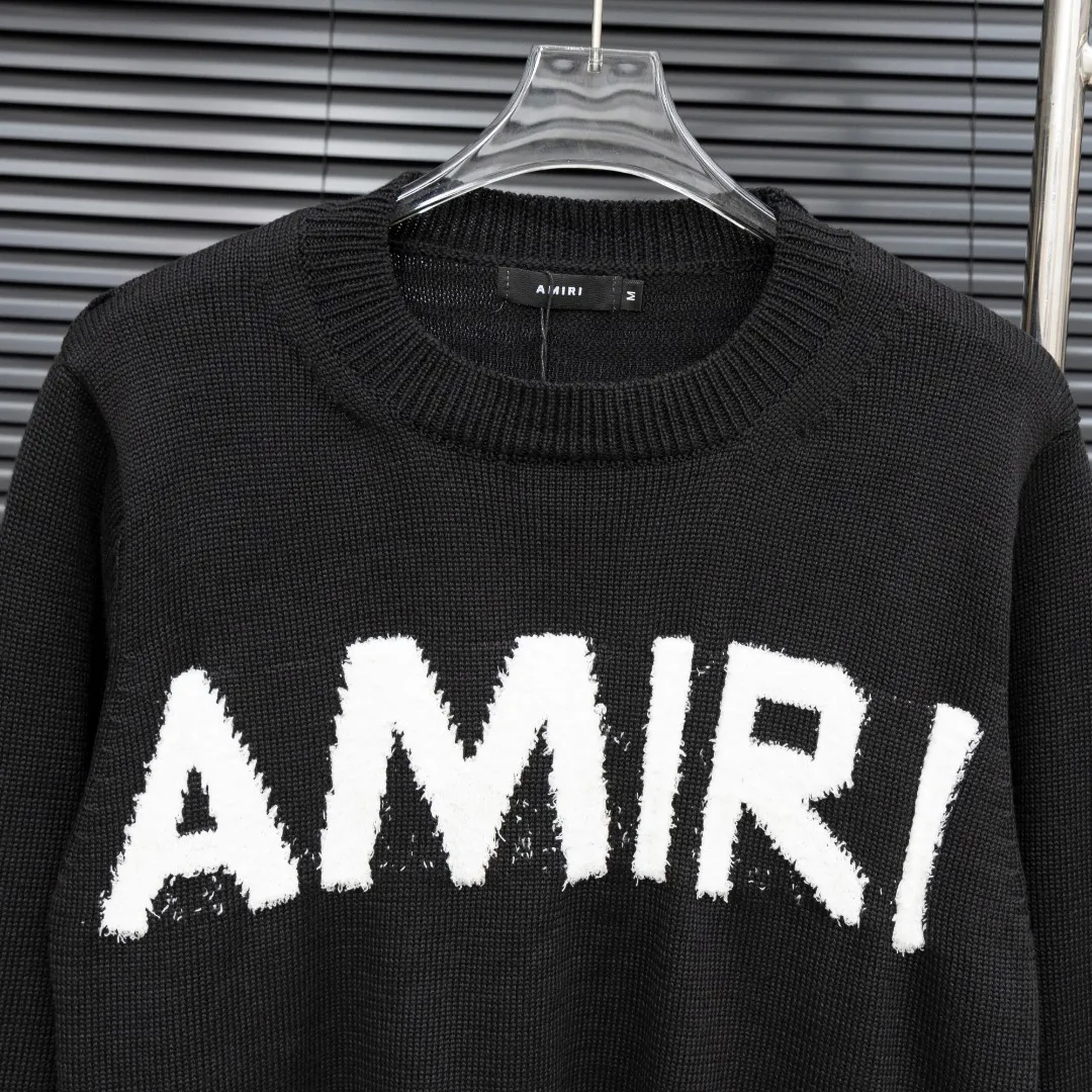 P290 Style: AMIRI distressed knitted long-sleeved sweater Size: S-XXL Fabric: Wool blend Accessories: Full set of customized original accessories No gender distinction, same style for men and women