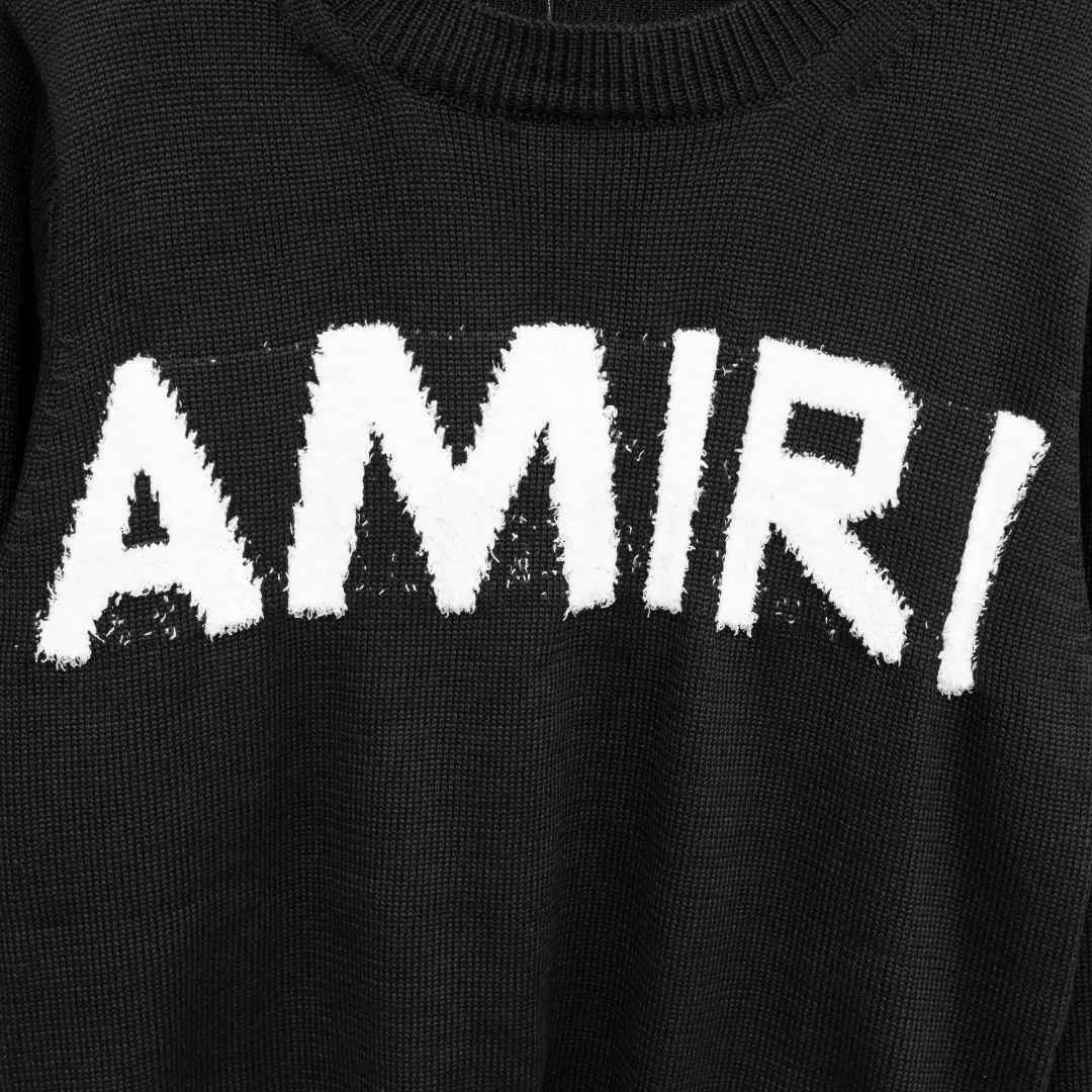 P290 Style: AMIRI distressed knitted long-sleeved sweater Size: S-XXL Fabric: Wool blend Accessories: Full set of customized original accessories No gender distinction, same style for men and women