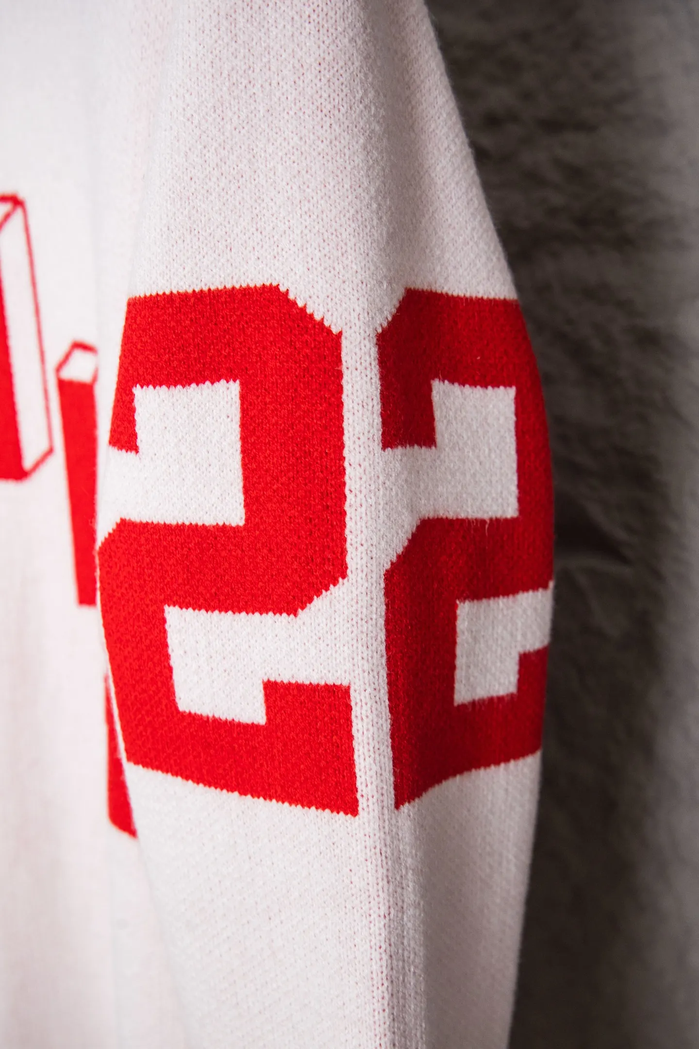 P240 AMIRI Emile 3D letter number 22 long-sleeved sweater with jacquard logo on the front and back Size: S-XL