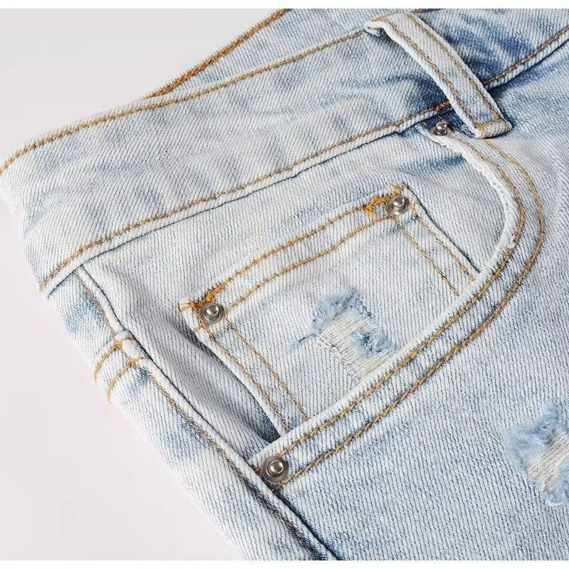 P220 💰 AMIRI patch embroidery jeans trousers AMIRI high street basic ripped tight elastic jeans trousers amiri brand jeans break the production process and cutting of the original jeans, the fabrics are softer and more comfortable Hand-sewn collar label Customized logo buttons Genuine leather tag Color: Picture color Size: 30-32-34-36
