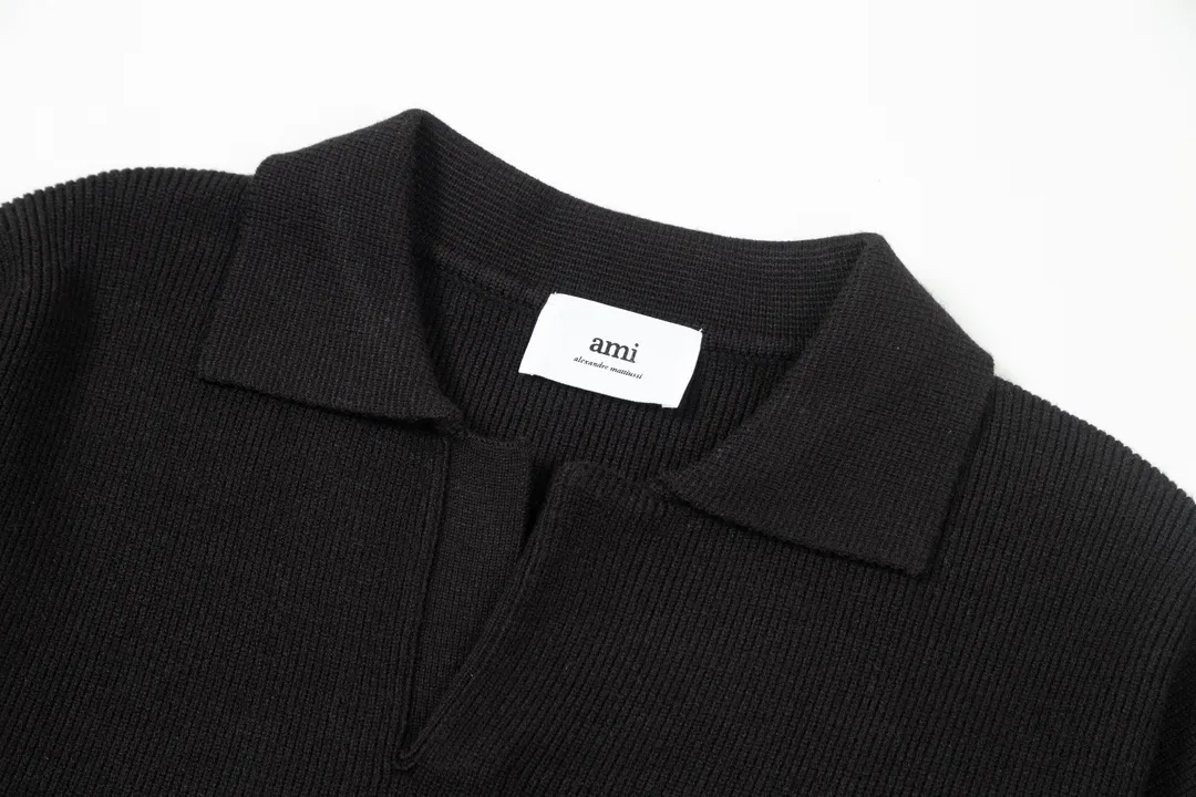 8156# Ami Paris2024 new autumn and winter small love embroidered wool Ami De Coeur polo collar pullover sweater for men and women. Color: black white. Size S-XL