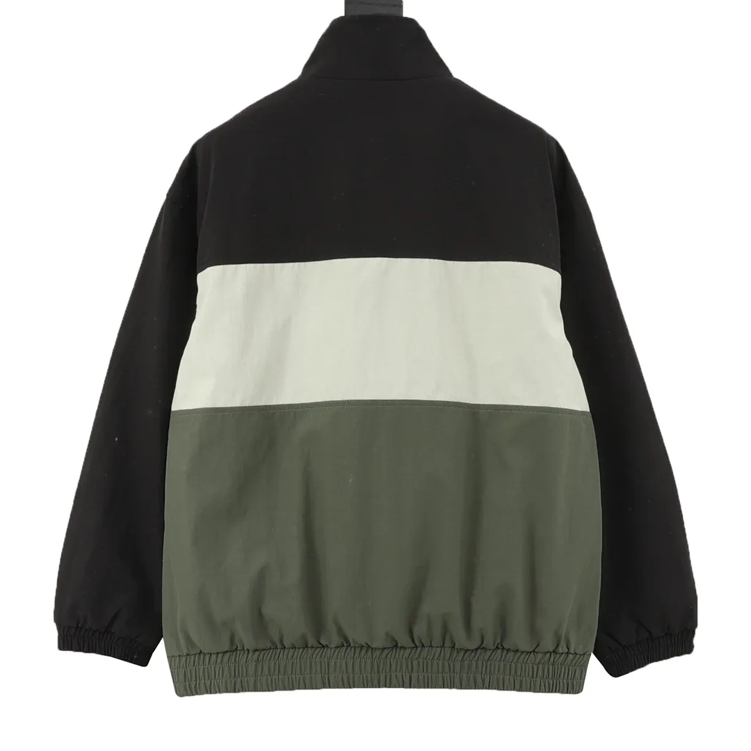 🅿️620 Balenciaga/Balenciaga three-color double-ring printed stand-up collar jacket. It is made of customized matt Taslan professional fabrics, plus three-proof coating process, Teflon anti-fouling treatment, anti-oil stains and easy to clean, polyester high-density bird's eye mesh lining, three-dimensional circulation breathable structure, quick moisture export, anti-static treatment, more comfortable to wear in autumn and winter, imported environmentally friendly glue screen printing, custom hardware zipper double puller LOGO, custom accessories three labels Size: XS-L