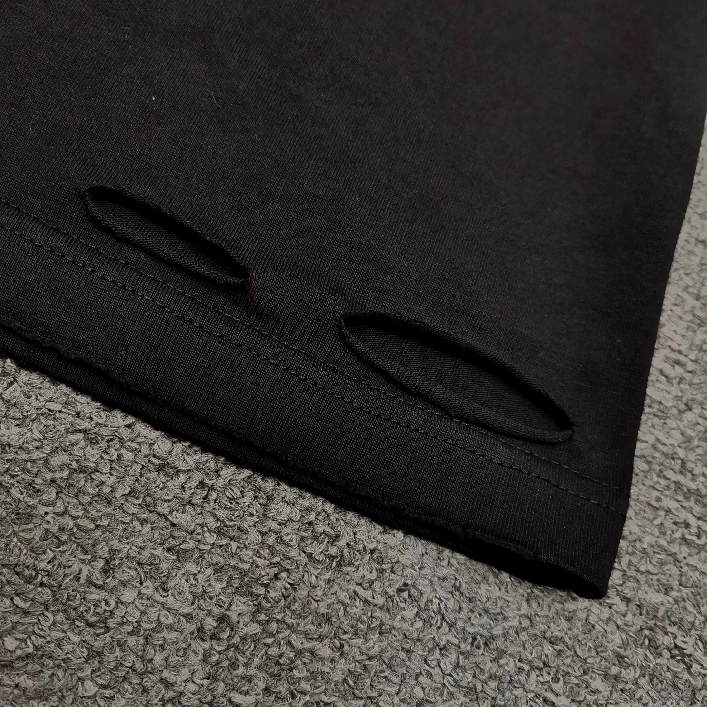 Balenciaga Balenciaga round neck vintage frayed effect short sleeves drop shoulder sleeve T-shirt loose fit color: black code number: XS S M L P280
