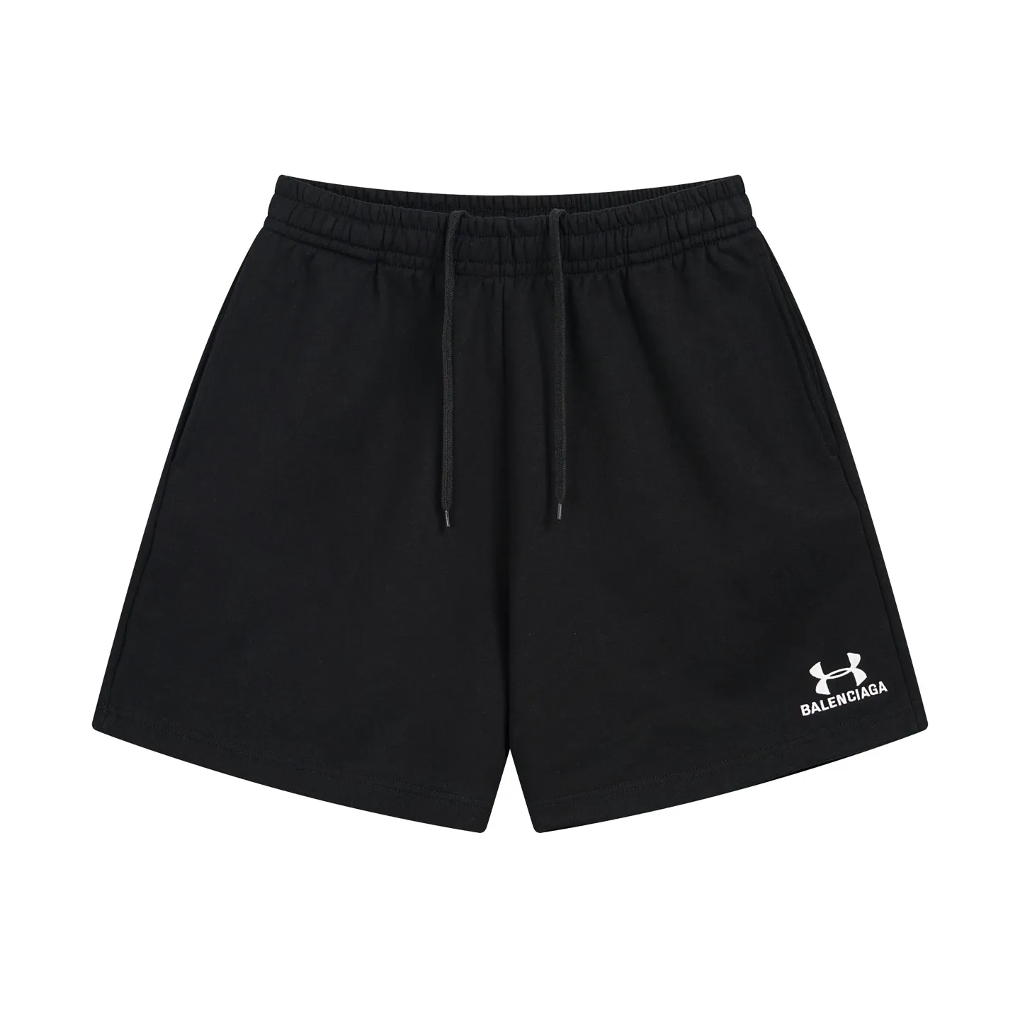 🅿️210 real photos [Top version. Official website quality] BALENCI*GA/Paris. 2025 new model. New embroidered shorts co-branded by Under Armor in Paris. Synchronized with brick cabinets. Developed as genuine products at the first time, please print and compare! The fabric is made of Paris ZP custom-woven and dyed 100% cotton terry sweatshirt. The weight is 460 grams. The cloth surface is clean. The cloth pattern is clear and the hand feels soft and comfortable. The embroidery uses an imported Tajima embroidery machine. The letters are clear and the effect is three-dimensional. The version adopts a loose version. Same style for men and women. Code: BL257003 Color: black, white Size: XS S M L