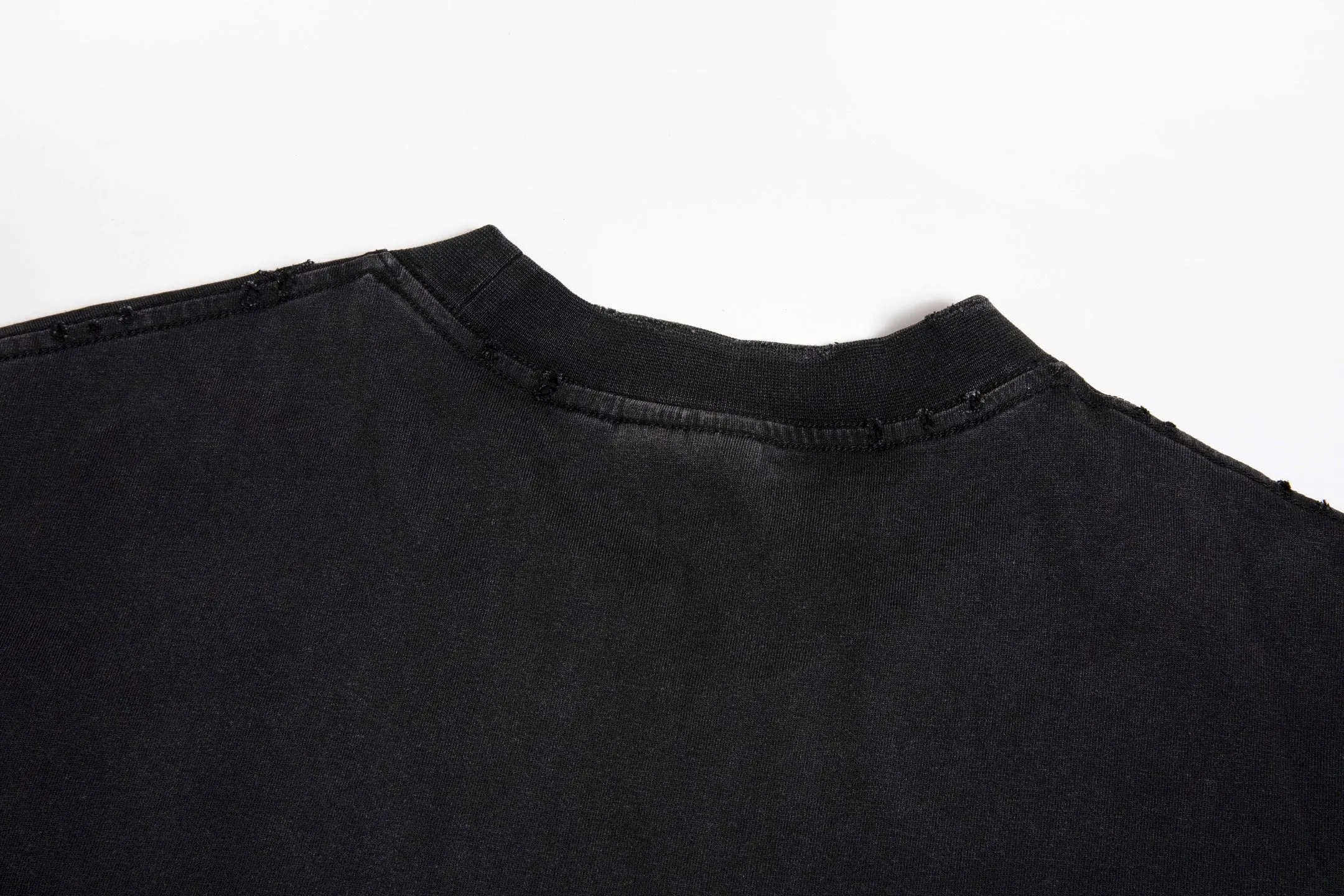 🅿️180 9186# Detailed picture Top version [[BALENCIA*GA] official website quality Paris new 3M artistic letter LOGO printed short-sleeved T-shirt OS version loose dropped shoulders Unisex style Fabric: 260g 100% cotton double yarn Process: front printing Garment washed worn distressed fixed color Color: washed black off-white Size: XS S M L