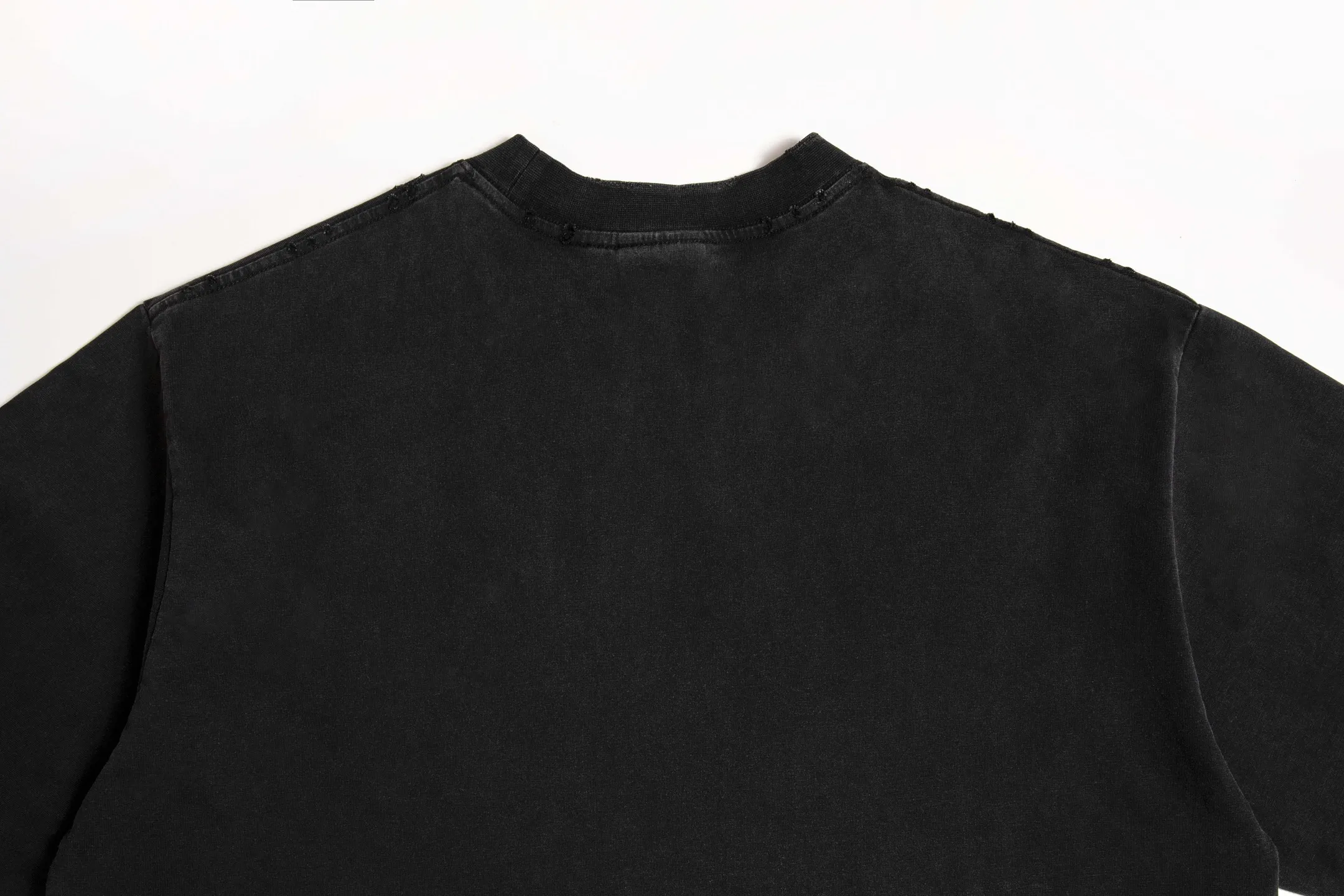 🅿️180 9186# Detailed picture Top version [[BALENCIA*GA] official website quality Paris new 3M artistic letter LOGO printed short-sleeved T-shirt OS version loose dropped shoulders Unisex style Fabric: 260g 100% cotton double yarn Process: front printing Garment washed worn distressed fixed color Color: washed black off-white Size: XS S M L