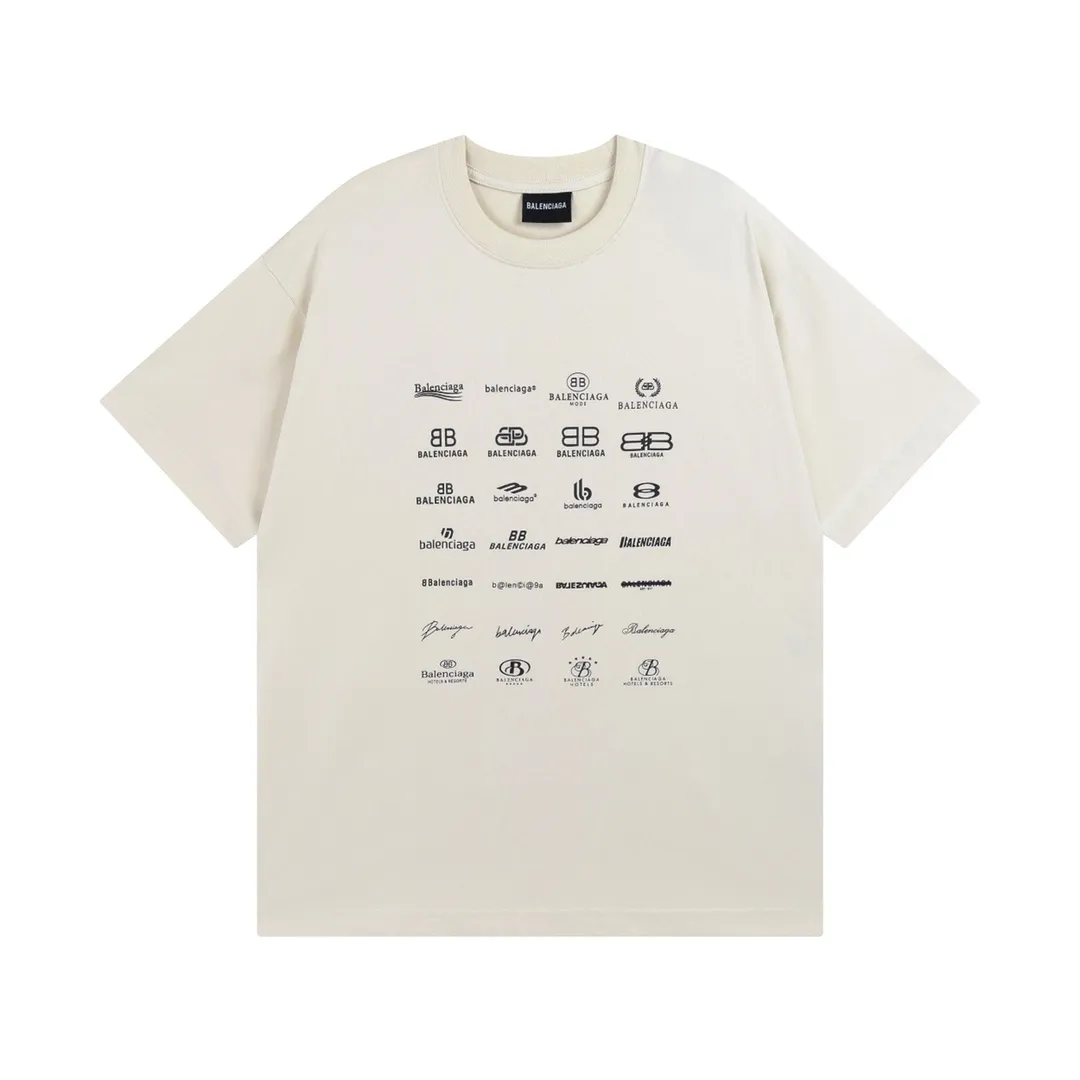 🅿️170 Detailed Picture [Top version. Official website quality] BALENCI*GA/Paris BALENCI*GA# 2023 spring and summer new style, printed with classic LOGO collection short-sleeved T-shirt. 2023 spring and summer new product. Brick cabinet synchronization. The fabric is made of Paris ZP custom-woven and dyed 100% cotton double yarn compact cotton. The weight is 260 grams. The cloth surface is clean. The cloth pattern is clear. Soft and comfortable. Good color fastness. Not easy to change color. The threads are woven and dyed with no color difference. The printing uses imported environmentally friendly rubber paddles, precision stencils, fine LOGO letters, clear letters, no burrs, and a three-dimensional effect. Restore brick cabinet. The version adopts OS loose shoulder version. Same style for men and women. Code: BL223071 Color: black, beige, pink, smoky gray, white. Size: XS to L
