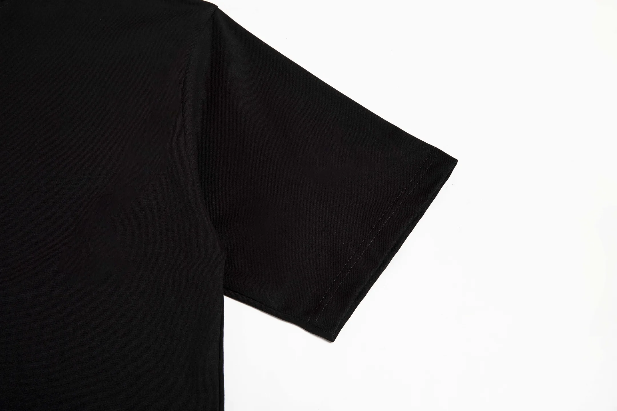 🅿️170 9158# Detailed picture Top version [[BALENCIA*GA] official website quality New Paris co-branded UnderArmour front and rear embroidered short-sleeved T-shirt OS version Loose dropped shoulders Unisex Fabric: 260g 100% cotton double yarn Process: Front and back embroidery Garment washing Shape solid Color: Black Red Size: XS S M L