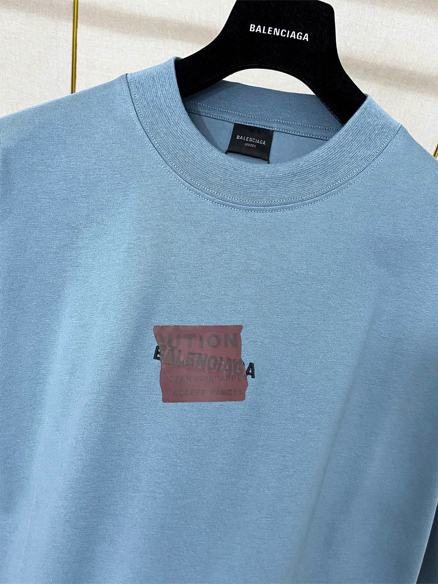 🅿️180 9201# real shot top version [[BALENCIA*GA] official website quality Paris new front and back letter embroidery tape taped short-sleeved T-shirt OS version loose dropped shoulders Unisex style Fabric: 260g 100% cotton double yarn Technology: front and back embroidery front and back taping garment wash shaping solid color Color: black white blue floral gray Size: XS S M L