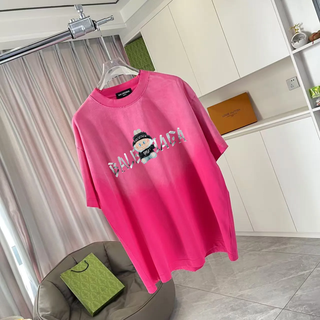 🅿️190 BALENCI*GA Paris 2025 summer new style, washed, distressed, spray-painted, personalized letter logo printing, customized fabric 320g, short-sleeved T-shirt, same style for men and women, size: S M L XL XXL five codes, color: black, white, gradient black, gradient red