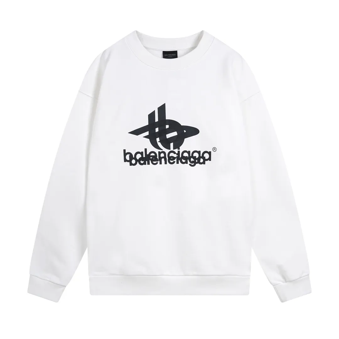 🅿️246 detailed pictures [Top version. Official website quality] BALENCI*GA/Paris. 2024 new style. Phantom double LOGO classic pattern printed round neck sweatshirt. Brick cabinet synchronization. Genuine product developed in the first time, happy to print and compare! The fabric is made of Paris ZP custom-woven and dyed cotton sweatshirt. The weight is 450 grams. The cloth surface is clean. The cloth pattern is clear, soft and comfortable. The threads are dyed with no color difference. The classic printing is made of environmentally friendly imported materials, with LOGO phantom effect, clear letters and three-dimensional effect. Restored brick cabinet. Ready-made clothes are washed and distressed, different market currency, welcome to compare, the version adopts OS loose shoulder version. Same style for men and women Coding: BL235566 Color: black, white Size: XS S M L