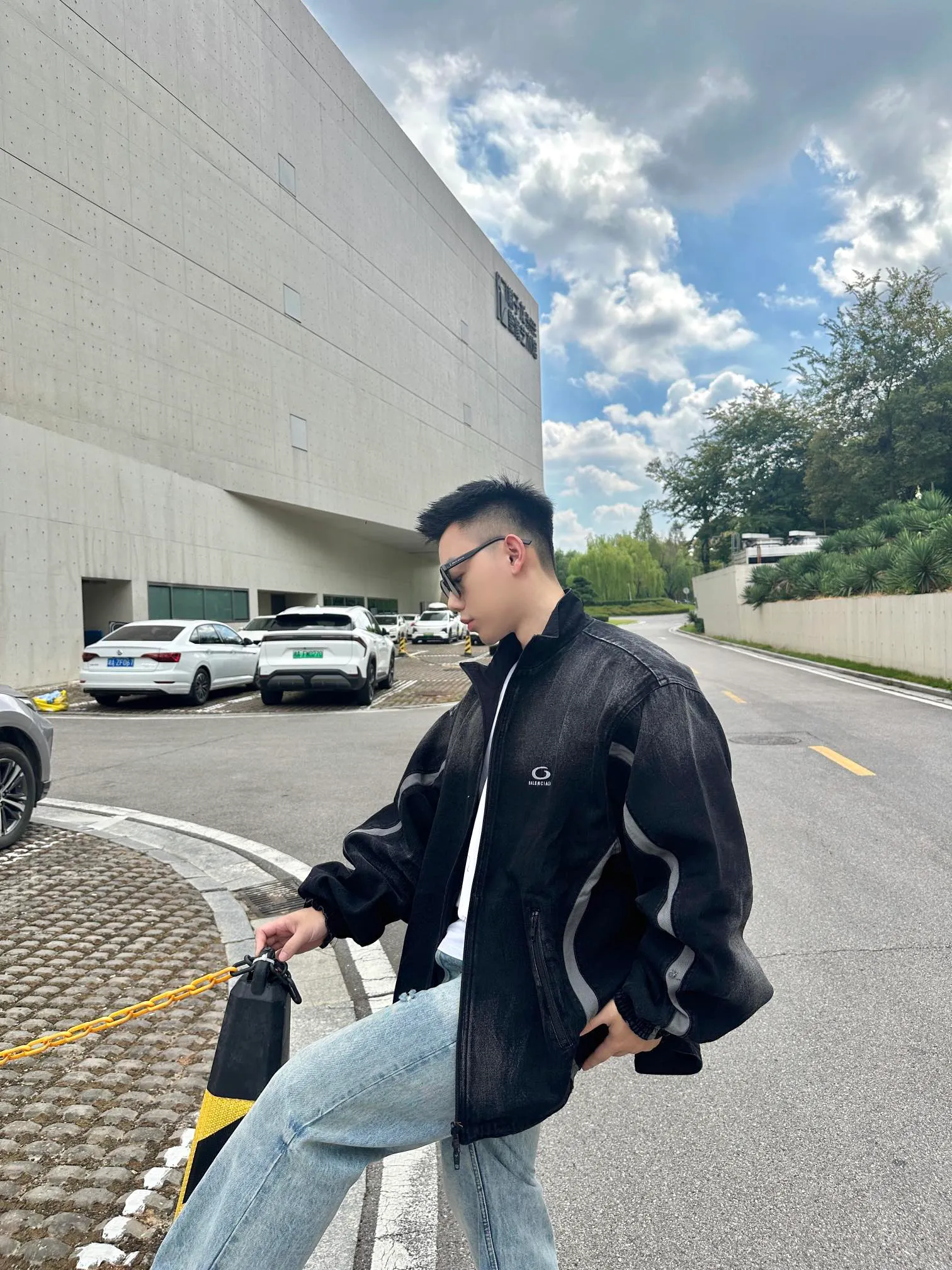 Model picture