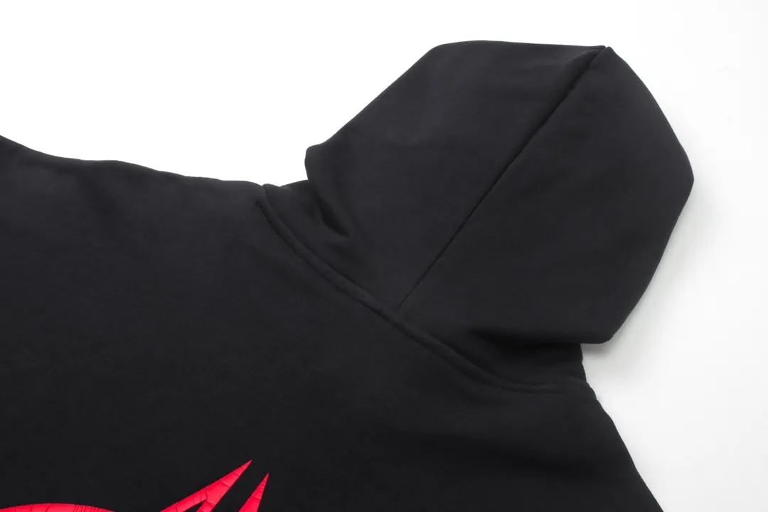 🅿️310 Detailed picture [Top version. Official website quality] BALENCI*GA/Paris. 2024 new style. Classic LOGO split print hooded sweatshirt. Brick cabinets are synchronized. Genuine products are developed at the first time, and you can print and compare! The fabric is made of Paris ZP custom-woven and dyed 100% cotton double-yarn compact cotton. The weight is 450 grams. The cloth surface is clean. The cloth pattern is clear, soft and comfortable. The threads are dyed with no color difference. The classic printing is made of environmentally friendly imported materials, and the letters are cracked and printed. The letters are clear and the effect is three-dimensional. Restored brick cabinet. Ready-made clothes are washed and distressed, different market currency, welcome to compare, the version adopts OS loose shoulder version. Same style for men and women Coding: BL238077 Color: Dark blue gray Size: XS S M L